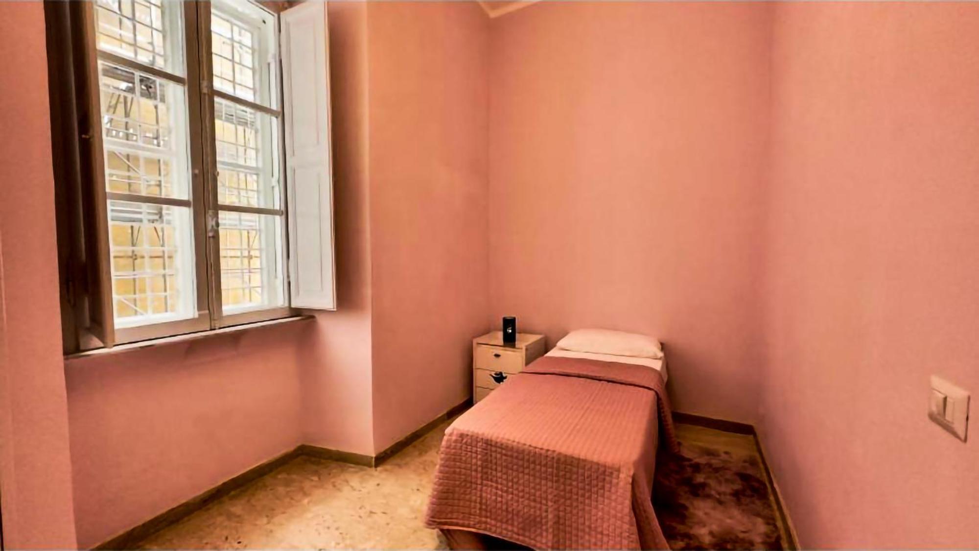 Sina Rent Hostal
