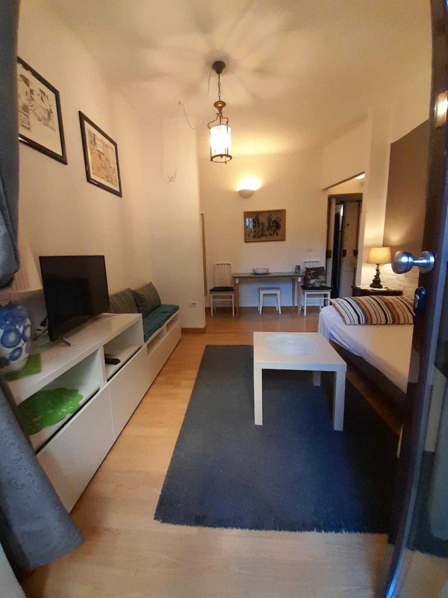 Appartamento Lilium House Apts