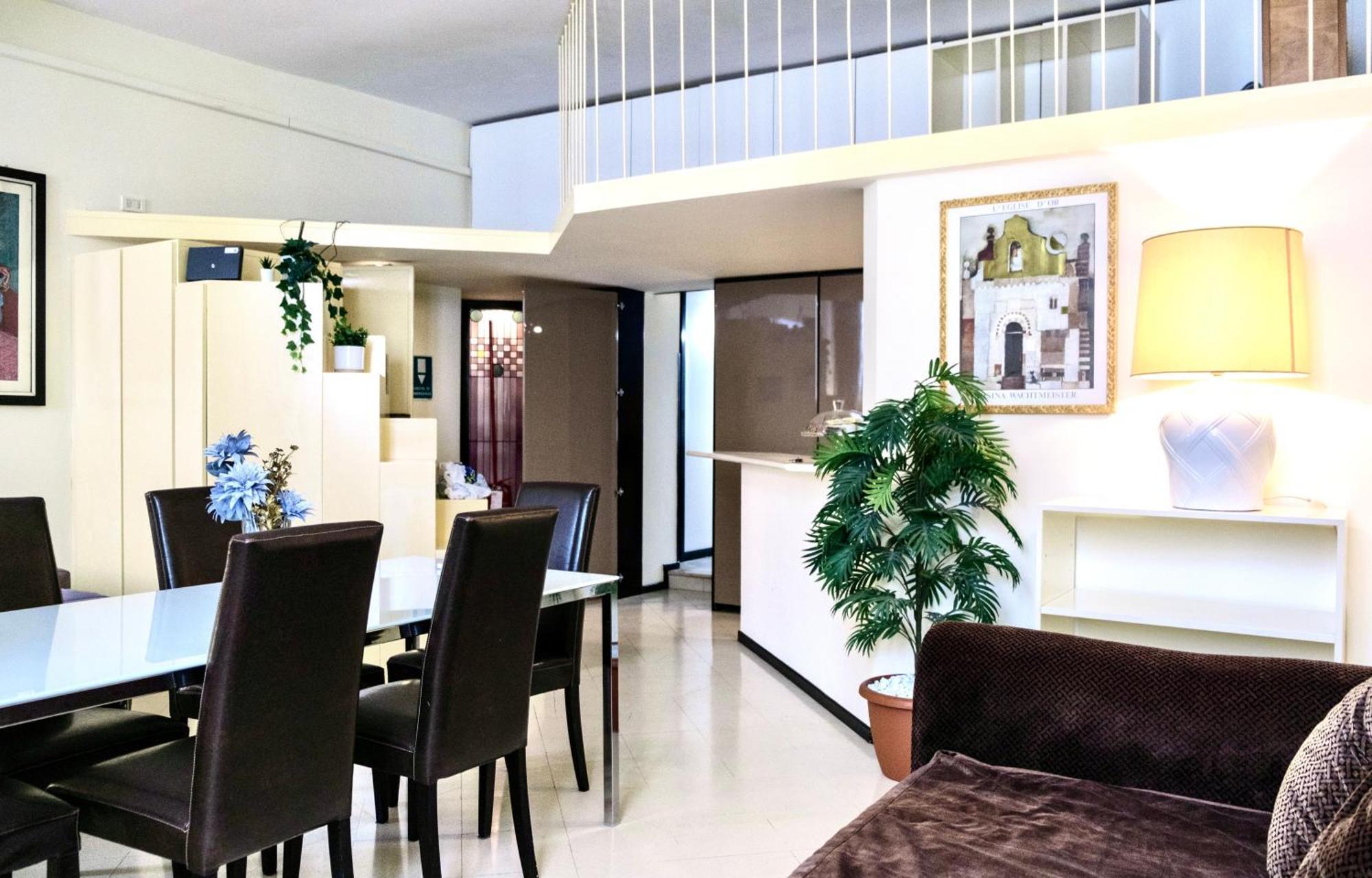 Apartment In Pieno Centro - Lily's House *