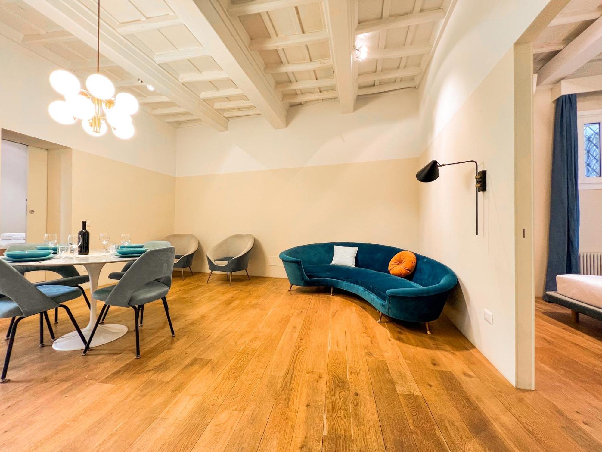 Apartamento Luxury House & Secret Garden - Strategic Location, 100m To Metro B *