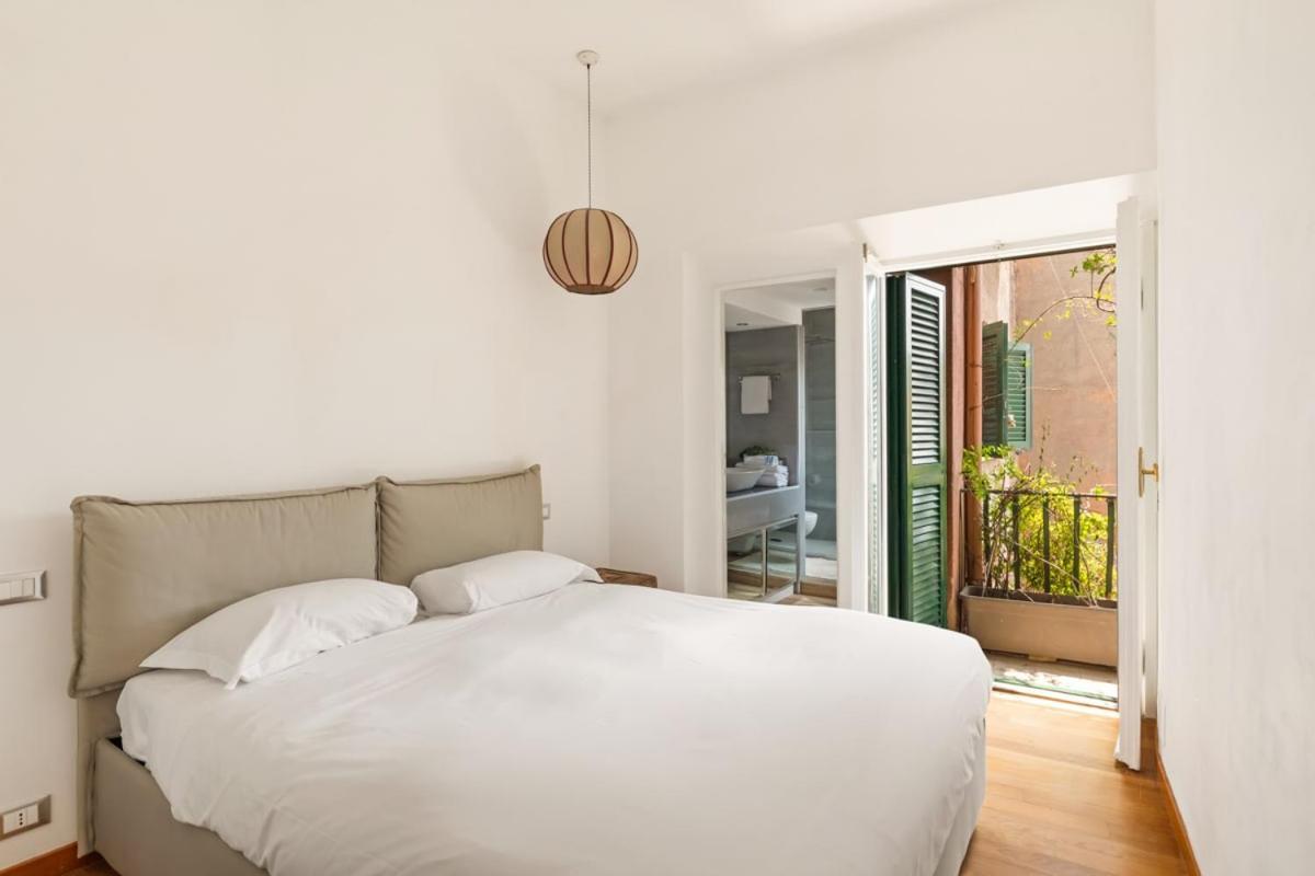 Trilussa Stylish Penthouse Apartment Rom