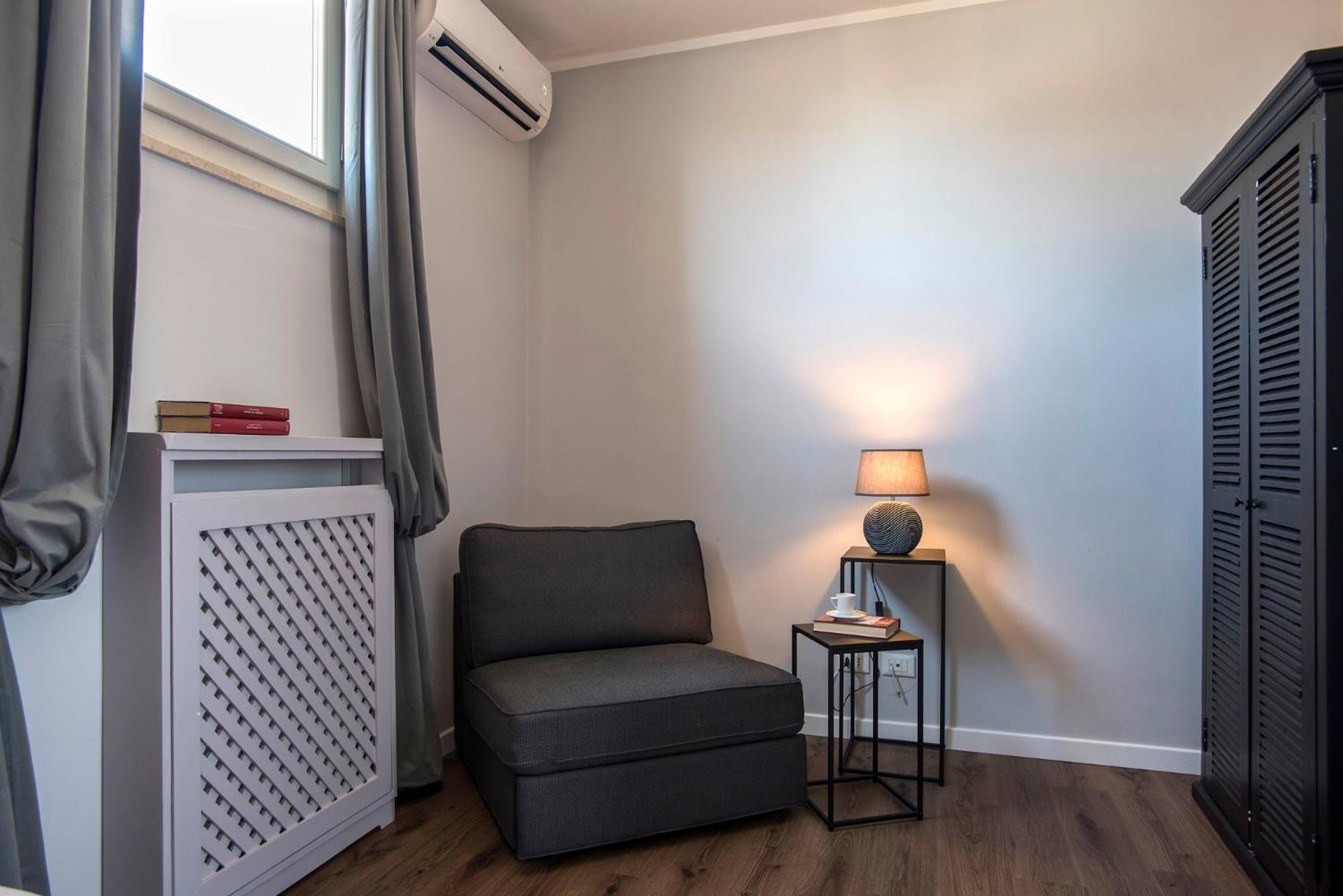 Appartamento Chiostro Del Bramante Accomodation *