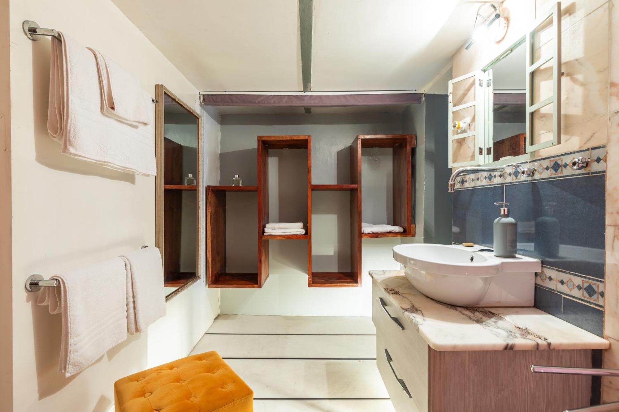 Penthouse In Exclusive Borgo Pio District Rom
