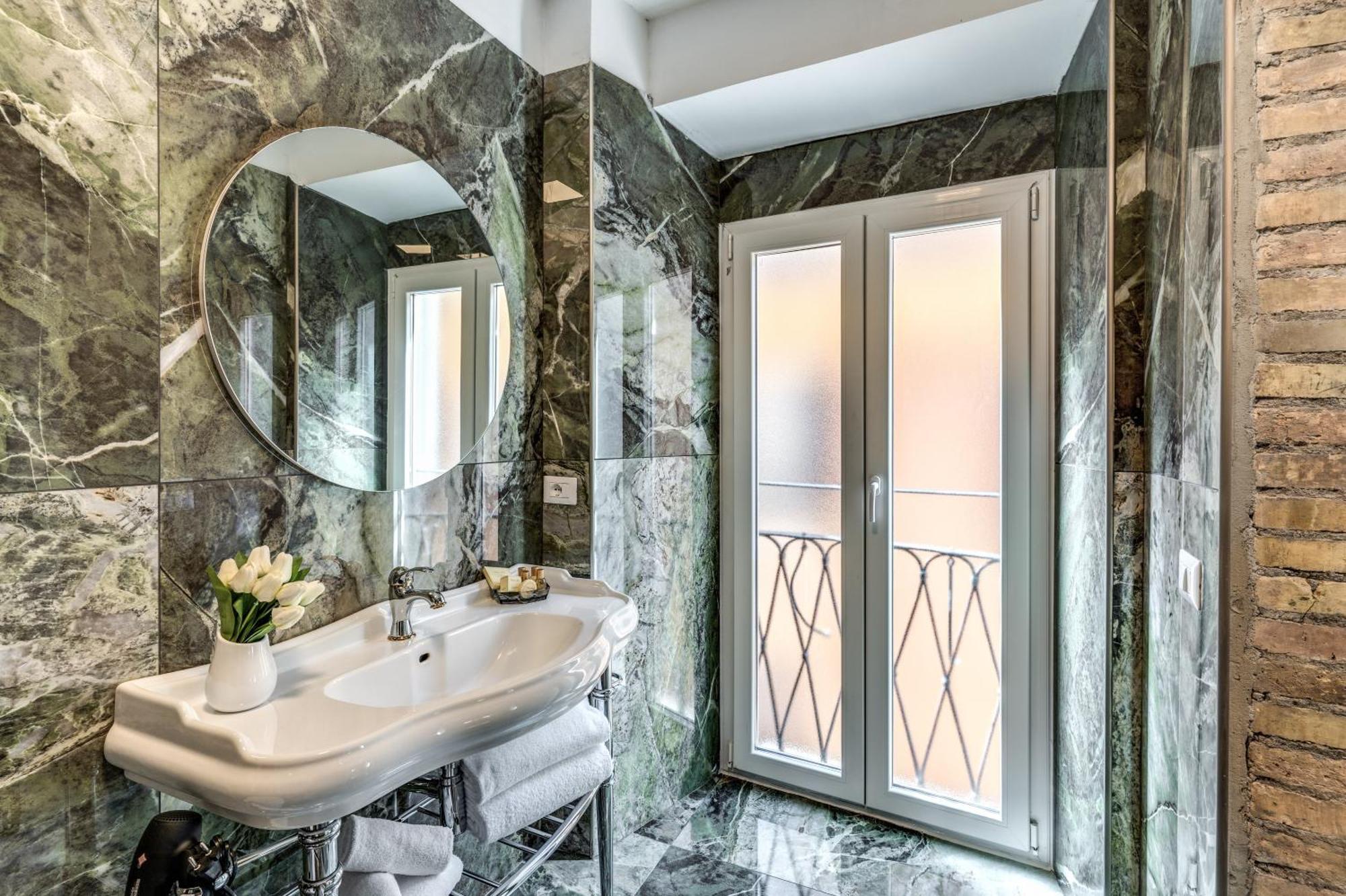 Spanish Step Dream Suites * Rome