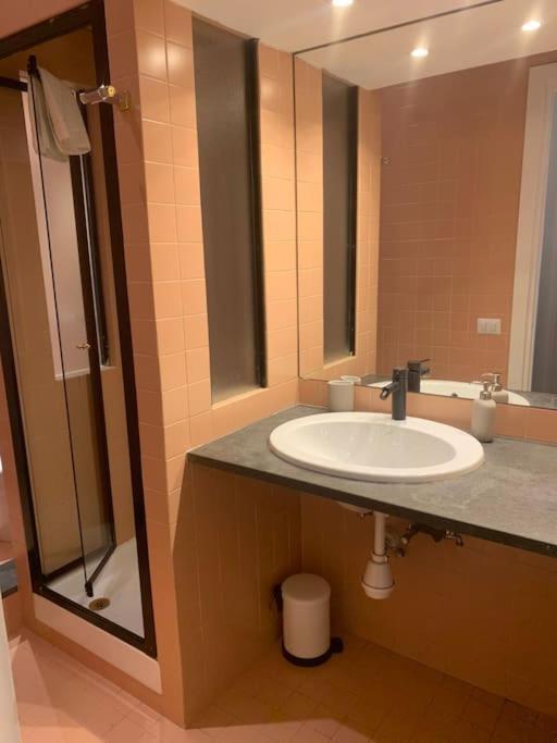 Apartamento Spacious And Cozy In Piazza Verbano *