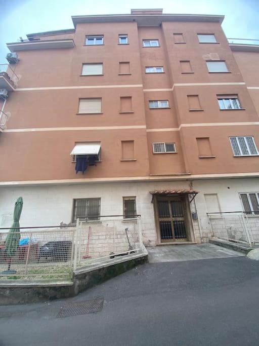 Apartamento Vatican Paradise Pisana 43 *