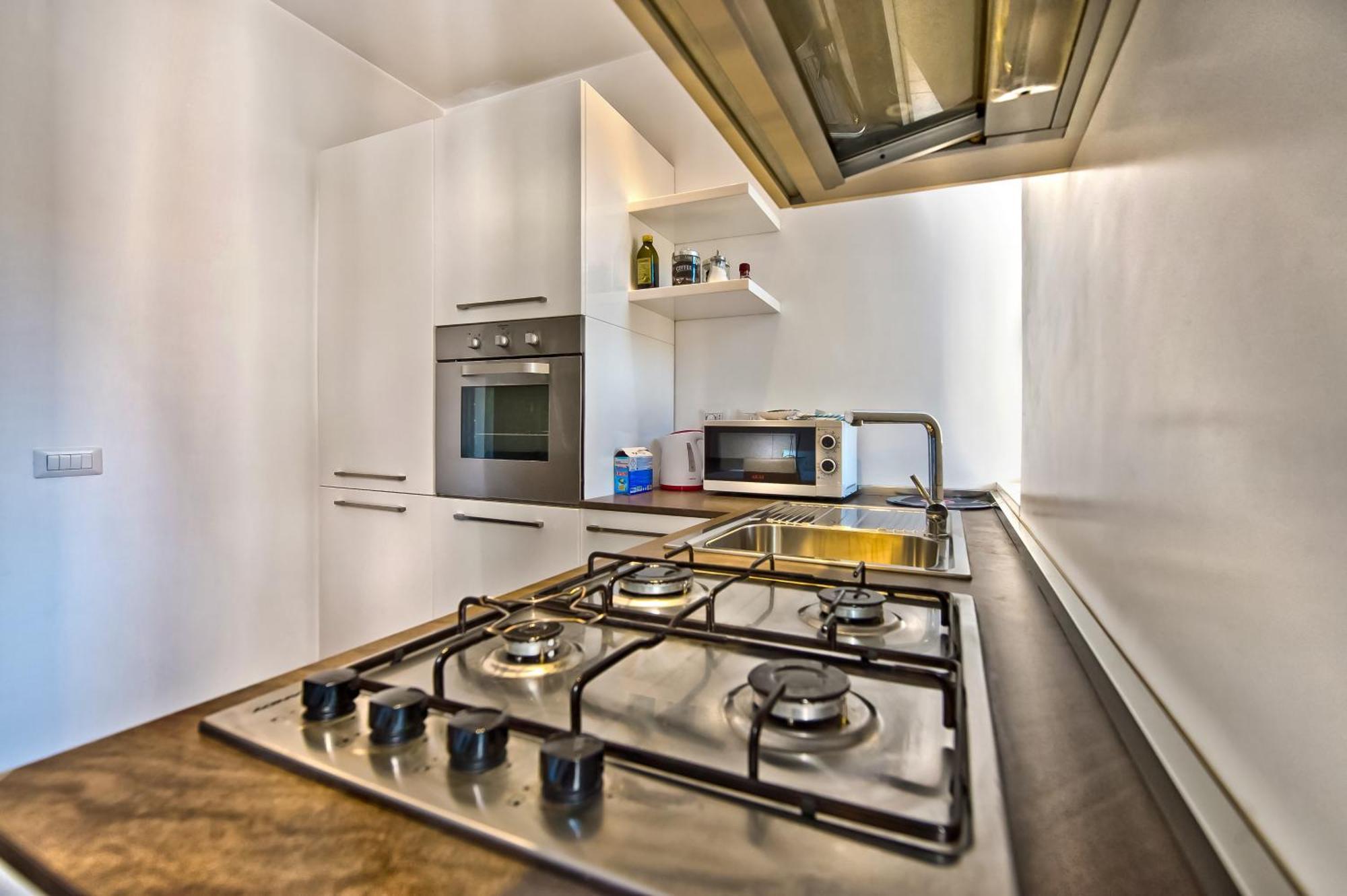 San Giovanni Vicino La Basilica Apartment Rome