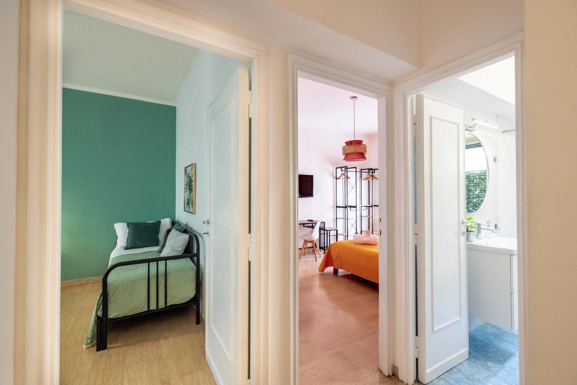H501 Vatican Apartment *