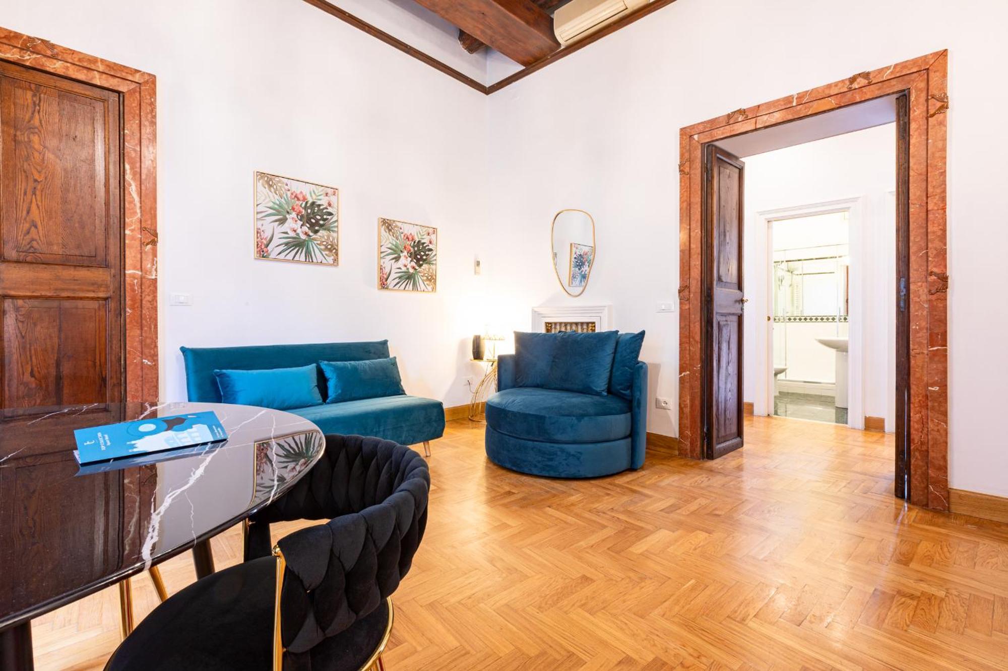 Spanish Steps Exclusive - Collection