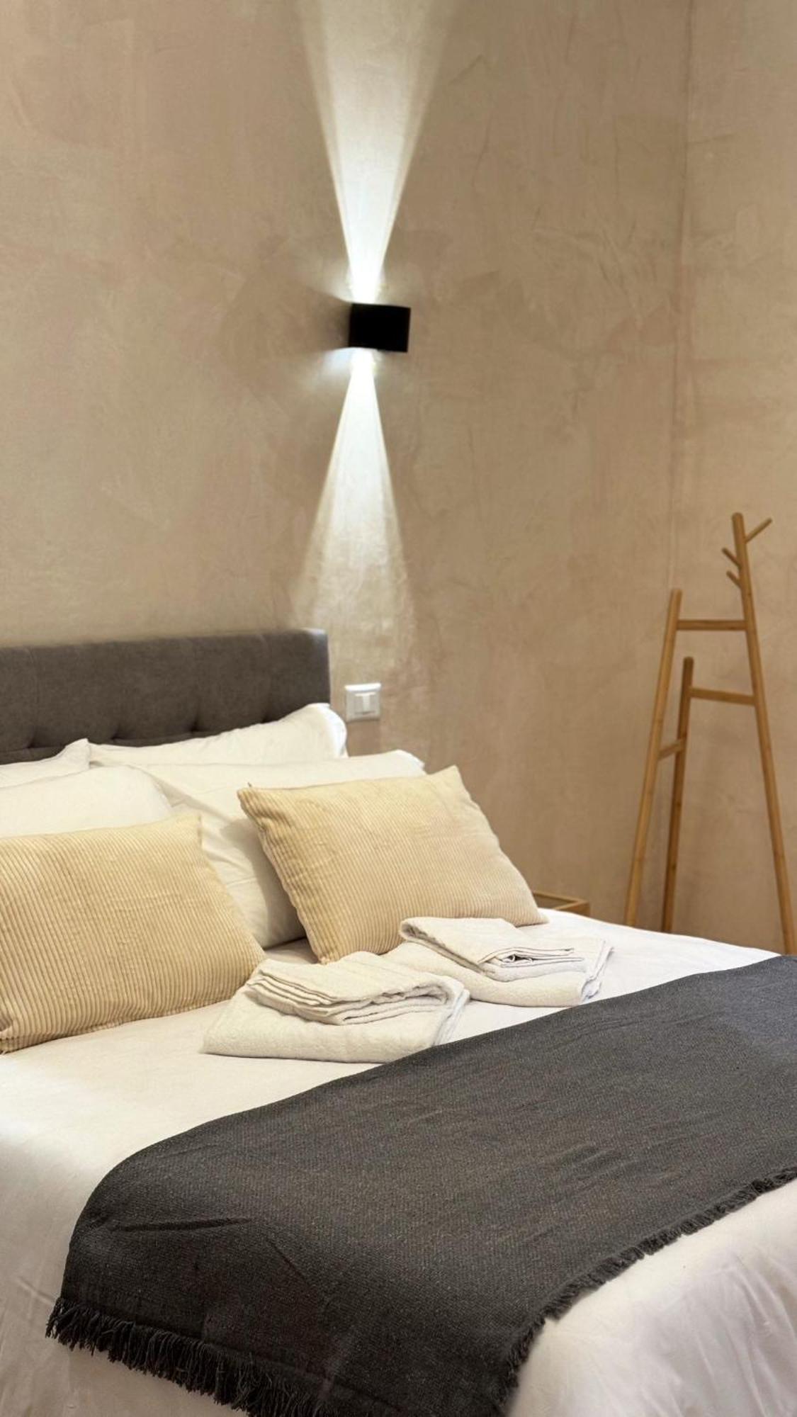 Miles Guest house *