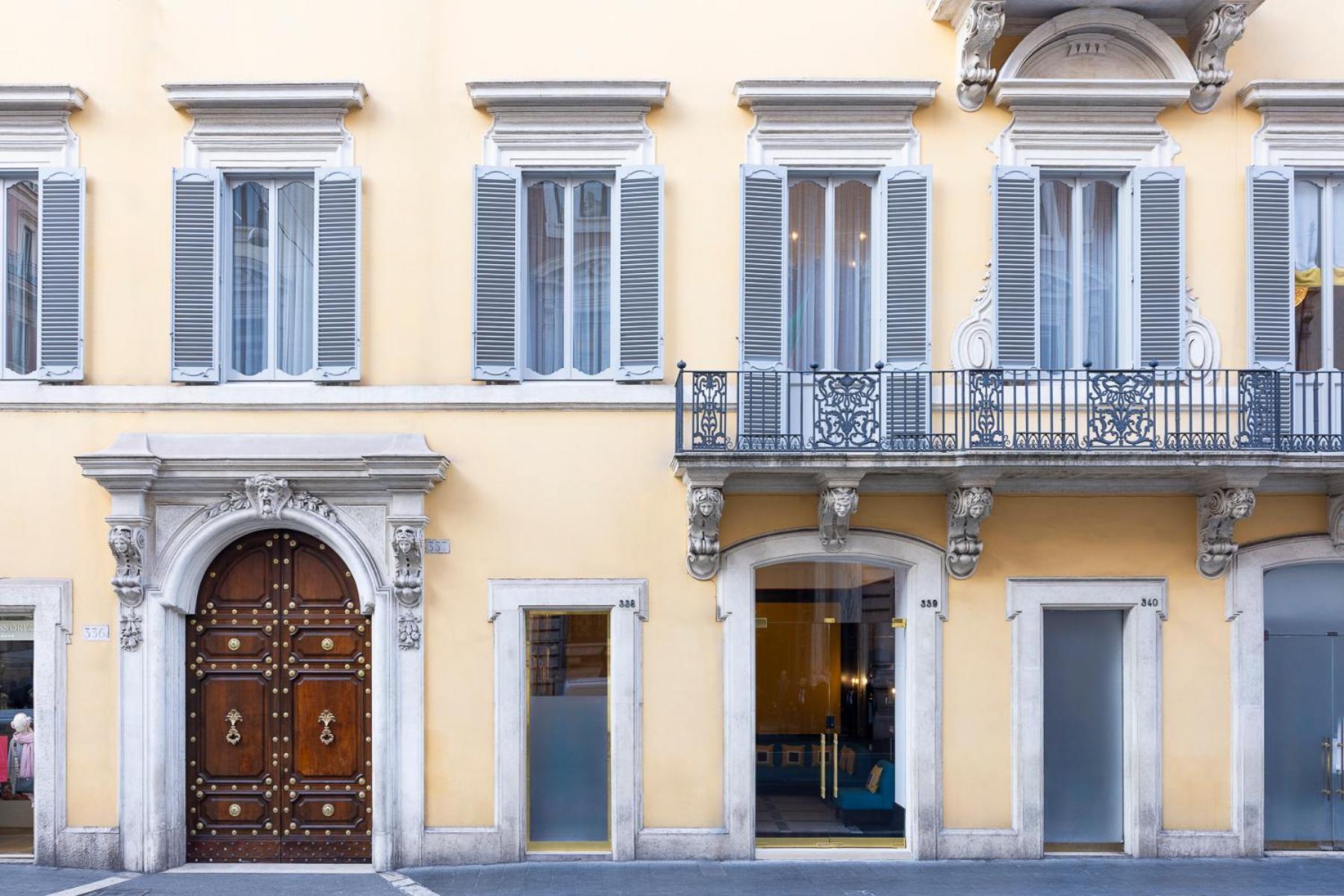 Palazzo - The Leading Of The World