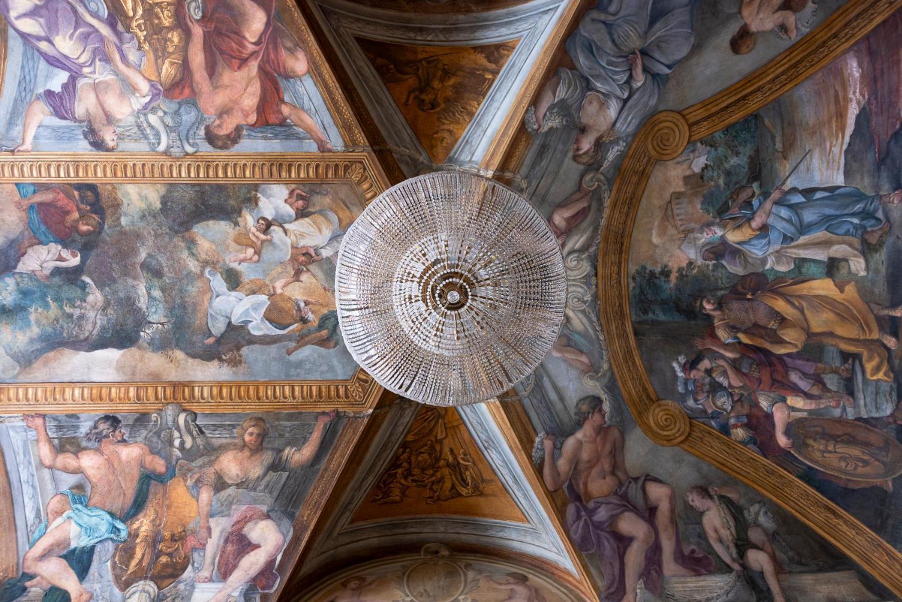 Palazzo - The Leading Of The World