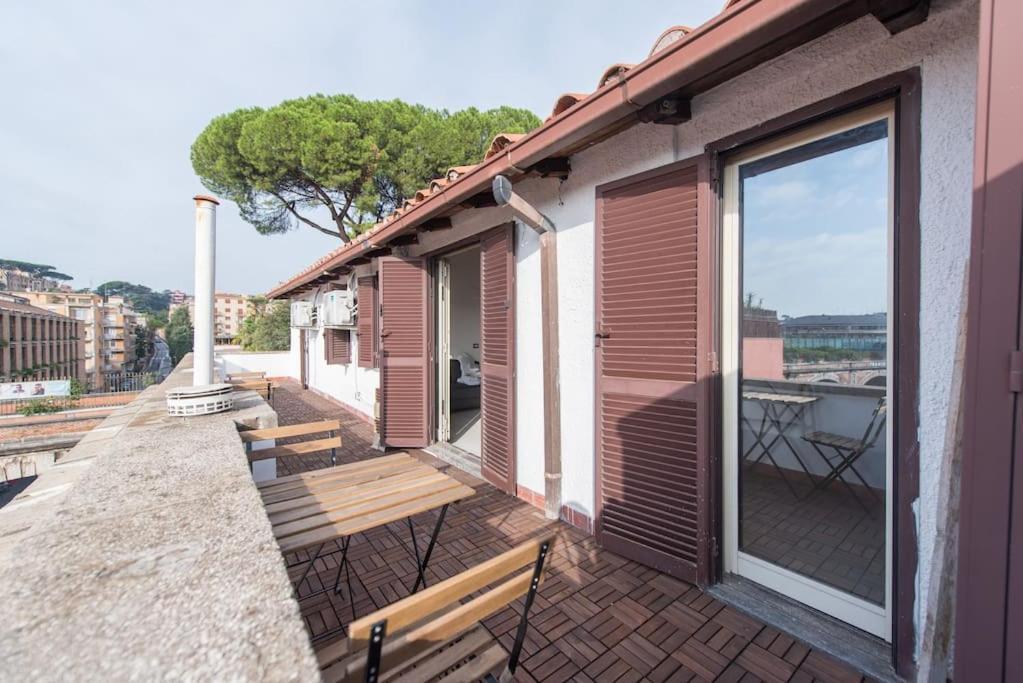 San Peter's - Cosy Renovated Penthouse Apartment *