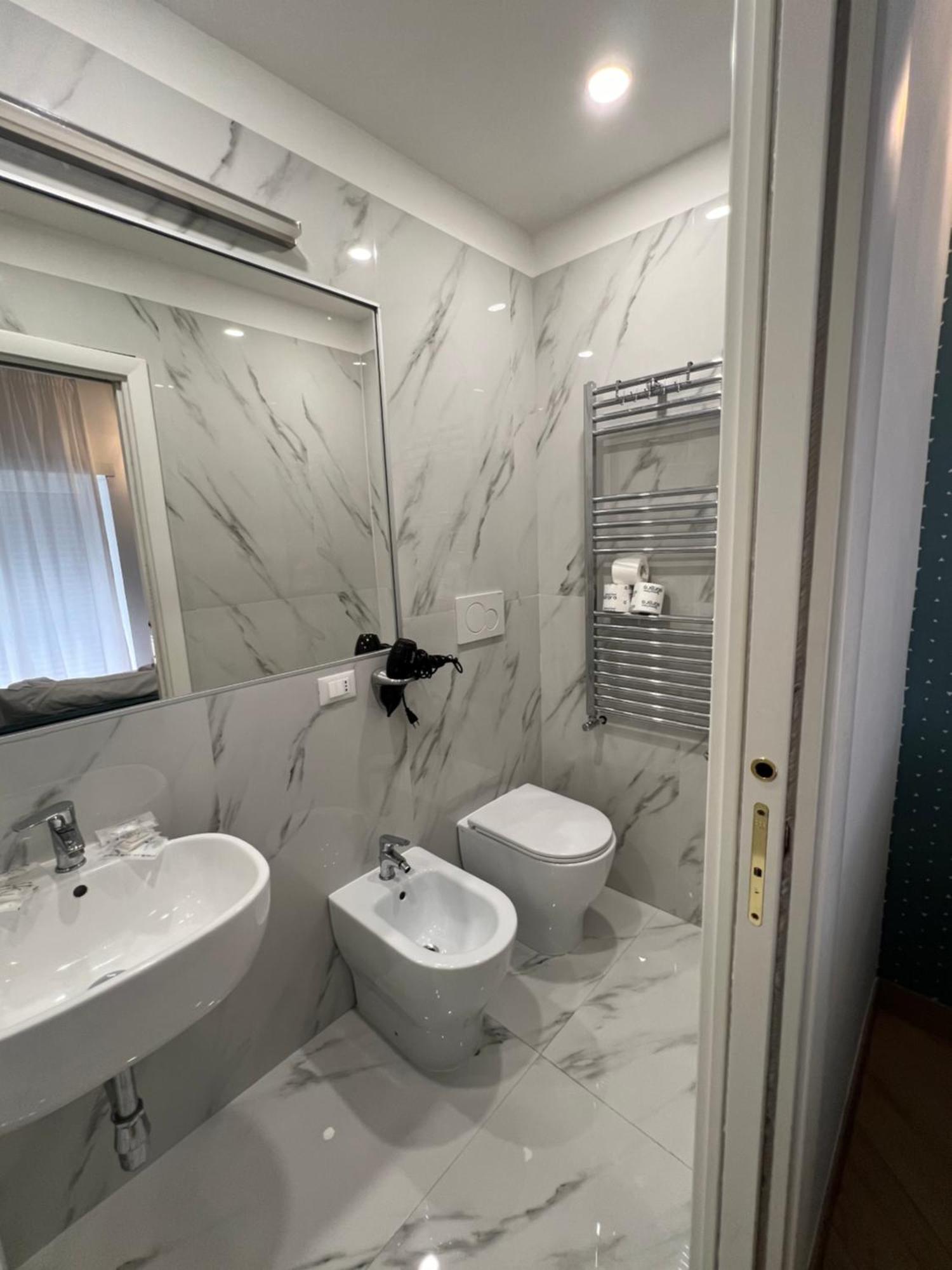 Affreschi Al Vaticano Guest house 2*