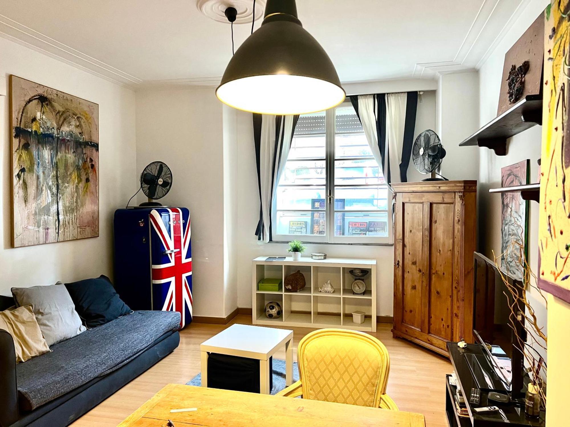 Apartamento Lovely Art 2 Bedroom Flat Next To Metro Station Lodi *