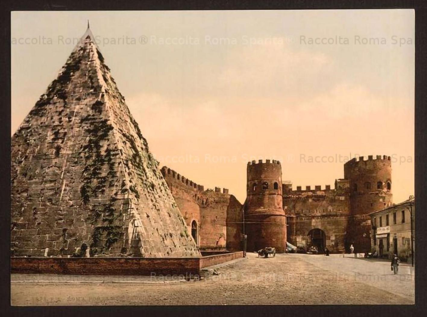 The Golden Pyramid * Roma