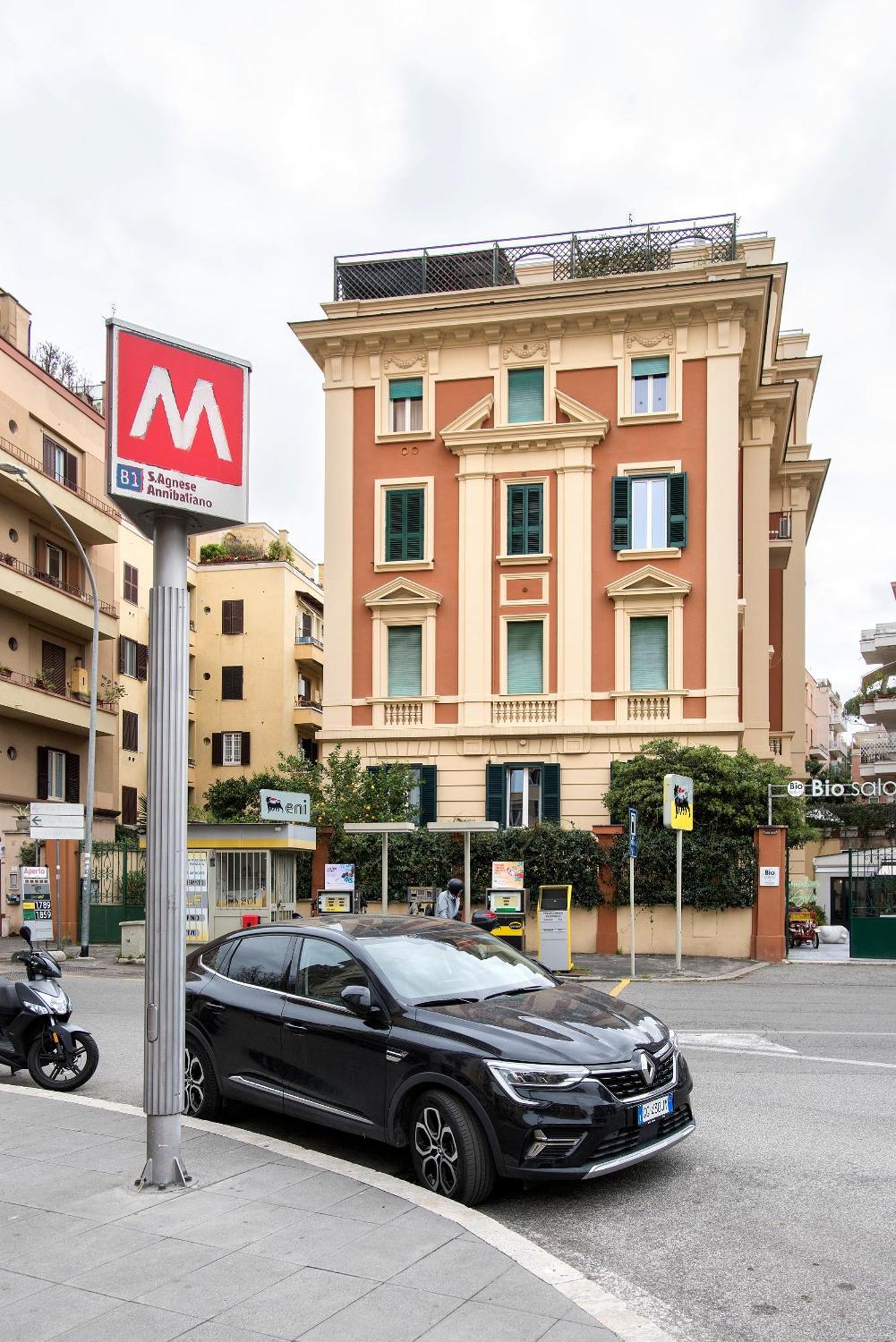 Sant'agnese Metro Leilighet