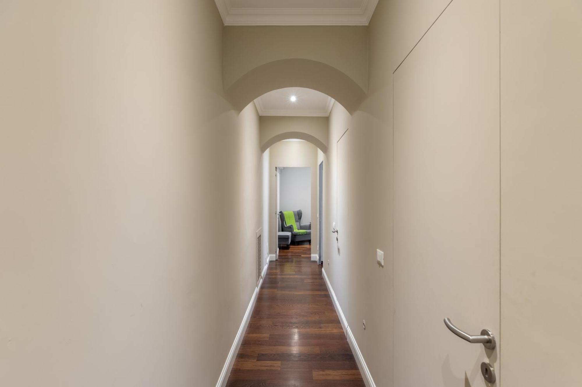 Apartamento Iflat Contemporary Elegance In The Heart Of *