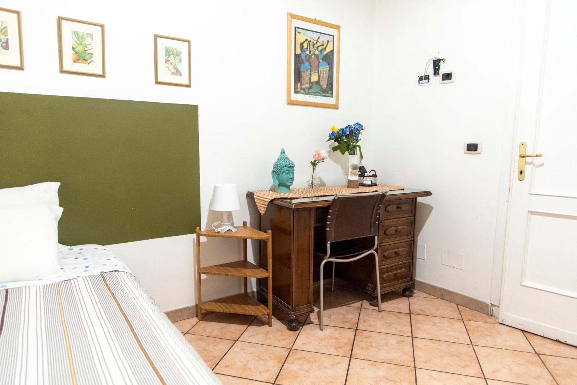 Gjestgiverier Fruitroom 3*