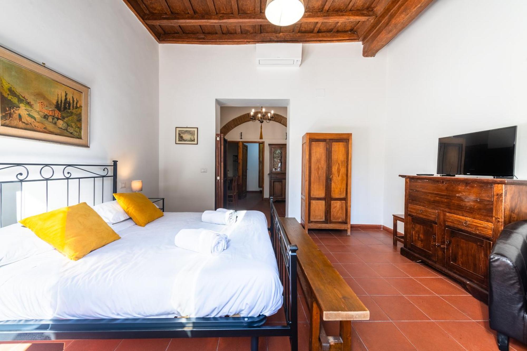 Apartment San Calisto Rome