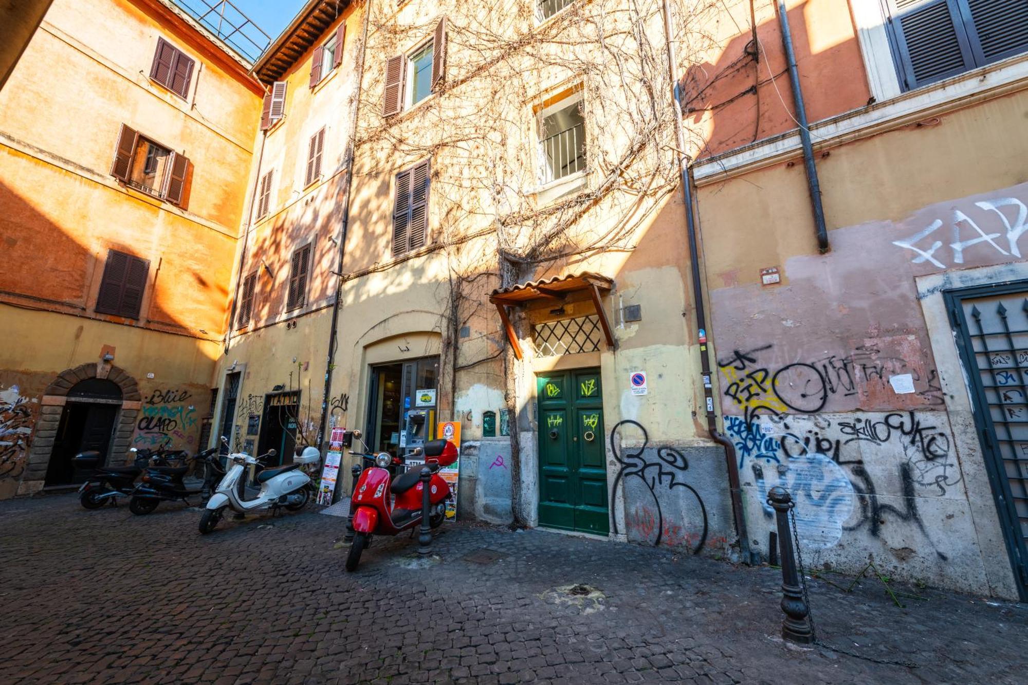 San Calisto Apartment *
