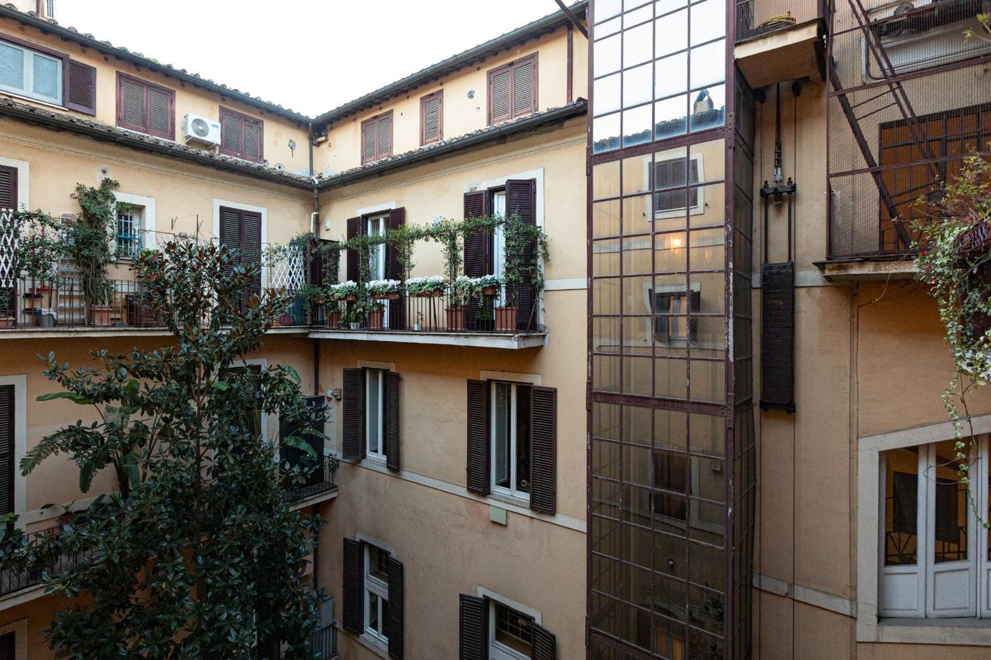 Amazing Art Deco Pantheon - Topcollection Roma