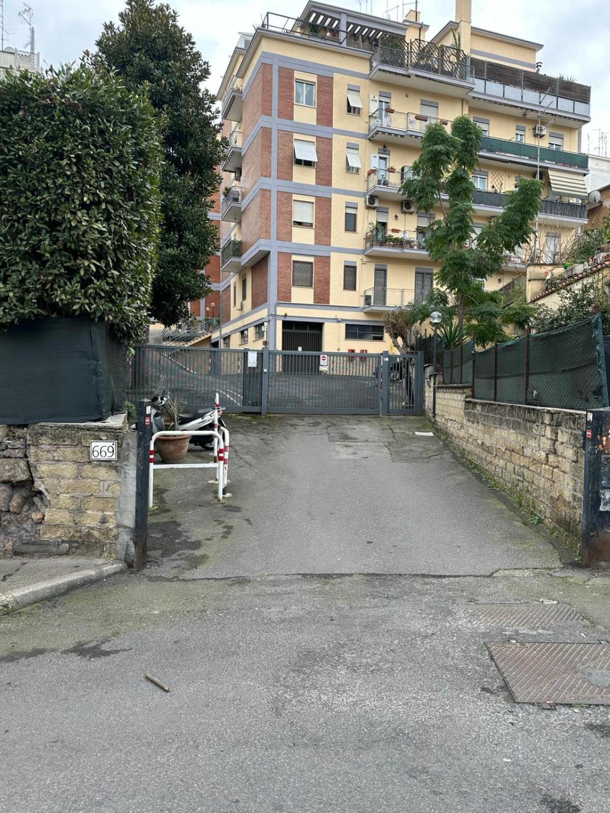 La Portuense, Sentirsi A Casa Roma