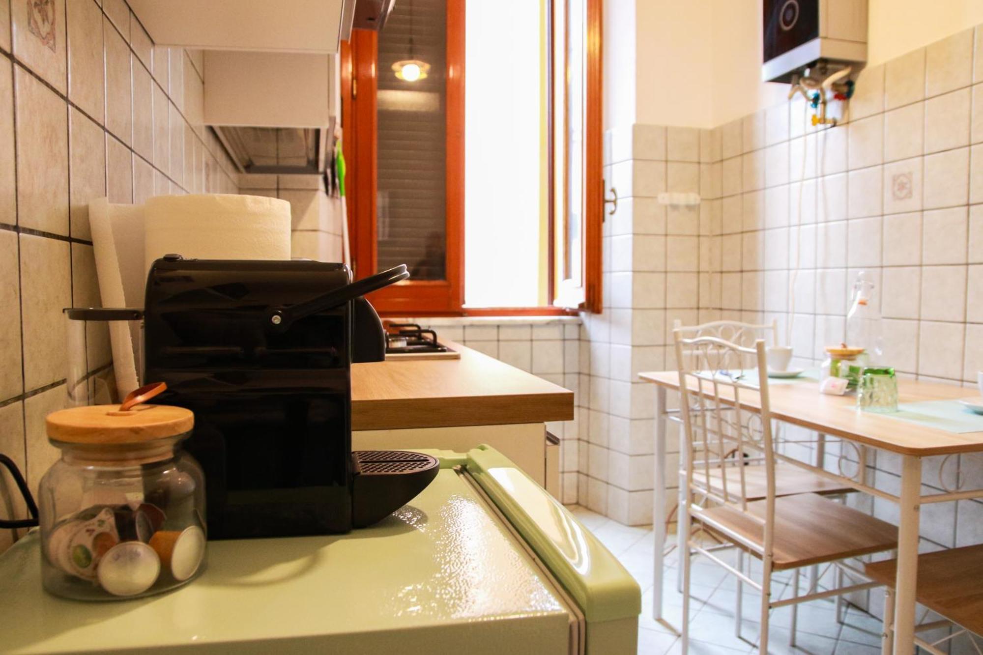 Casa Angelina - Zona Sangiovanni * Roma