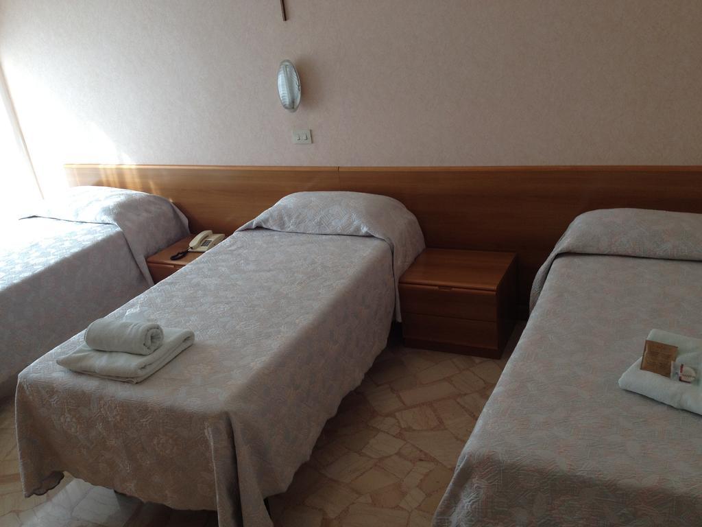 Casa de hóspedes Letizia - Casa Per Ferie 3*