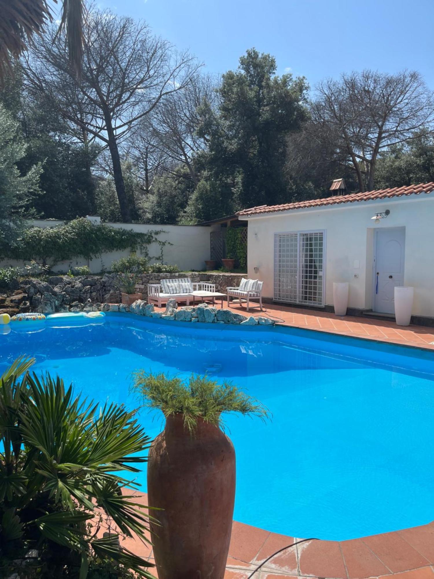 Villa Di Lusso Con Piscina