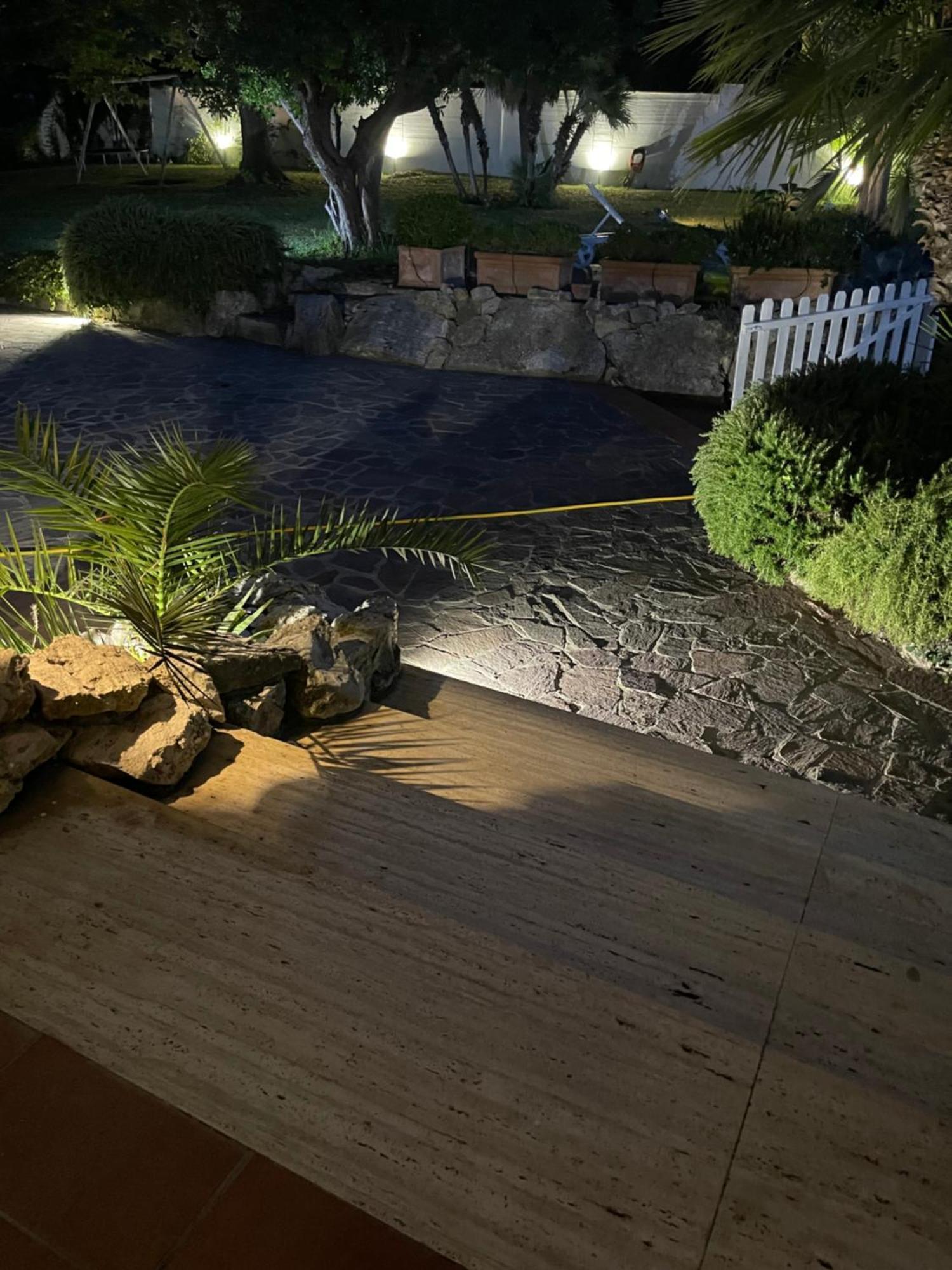 Di Lusso Con Piscina Villa