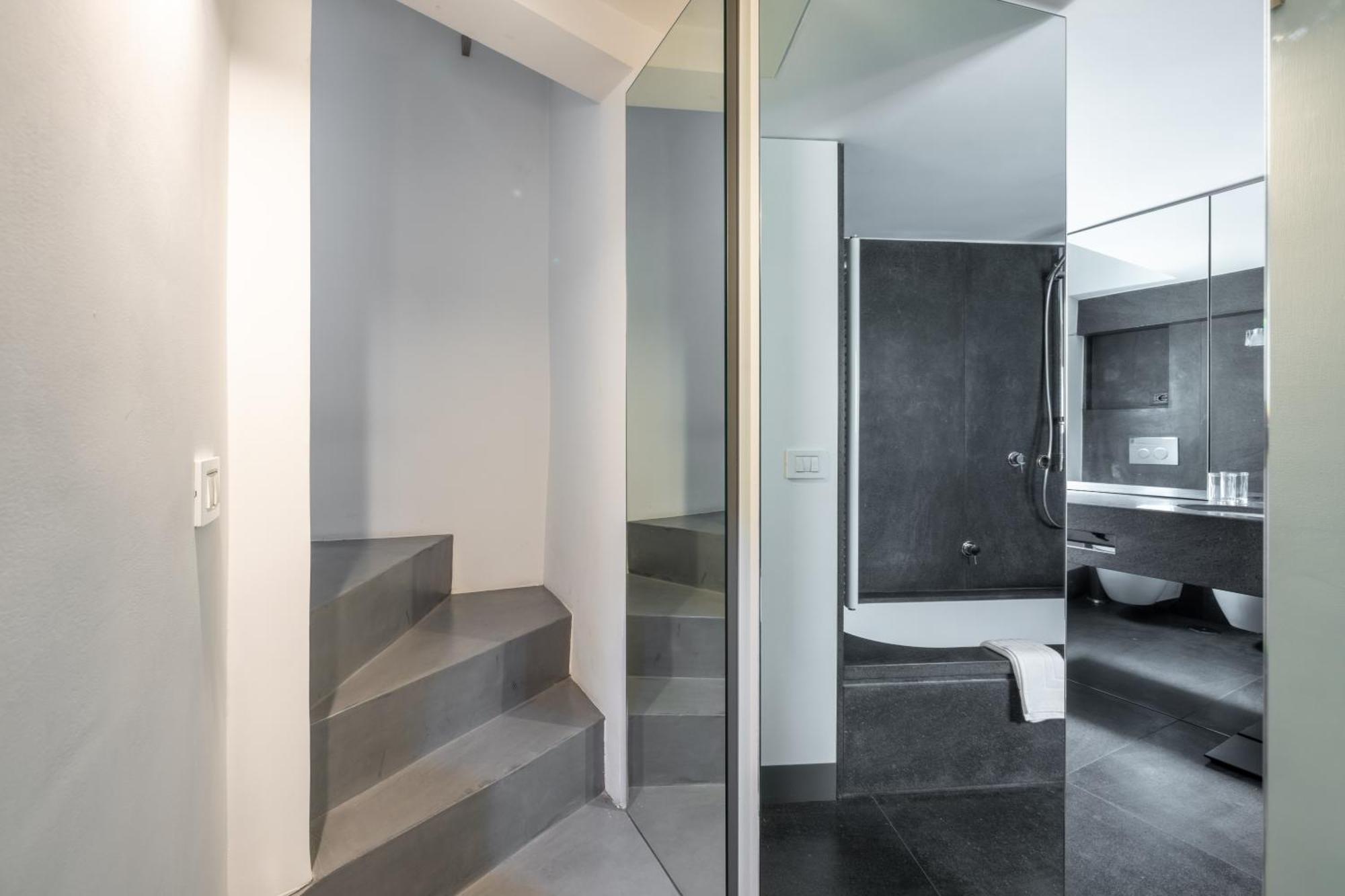 Farnesi Terrace Penthouse