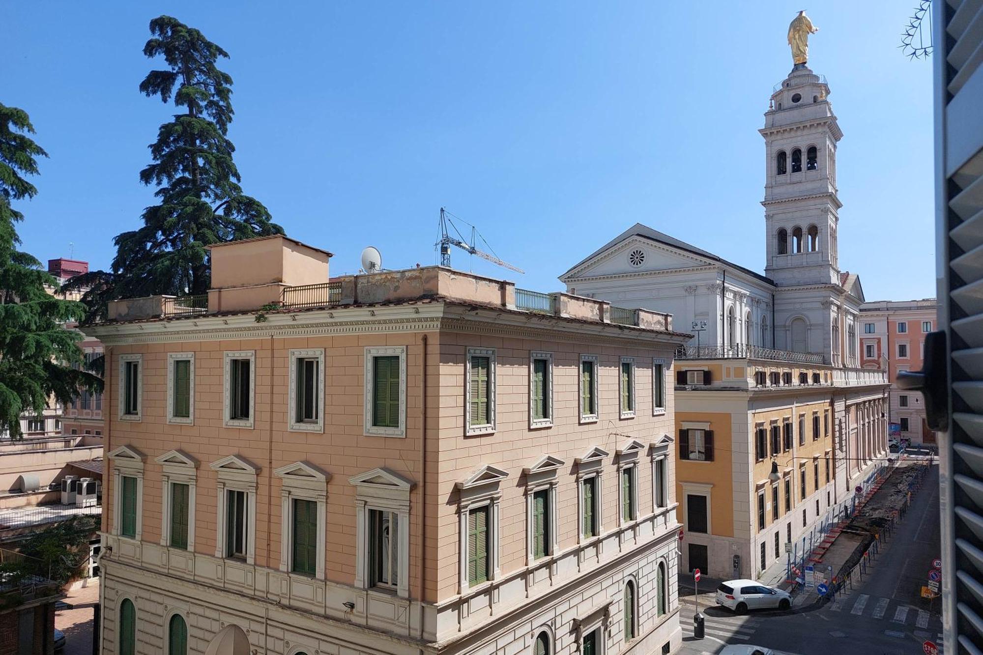 Square Della Liberta * Roma