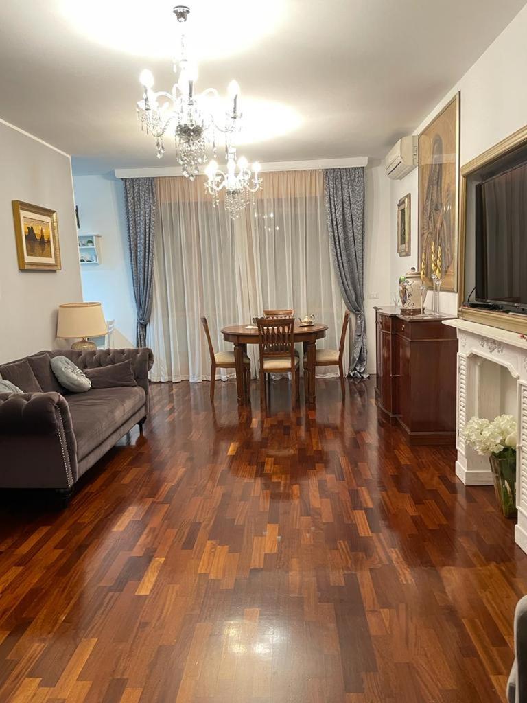 Casa Eur Torrino Apartamento Roma