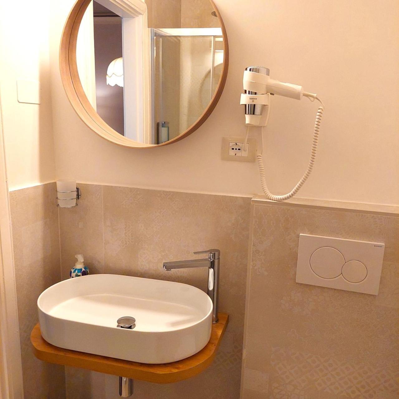 Residenza Maritti Deco Style 2* Roma
