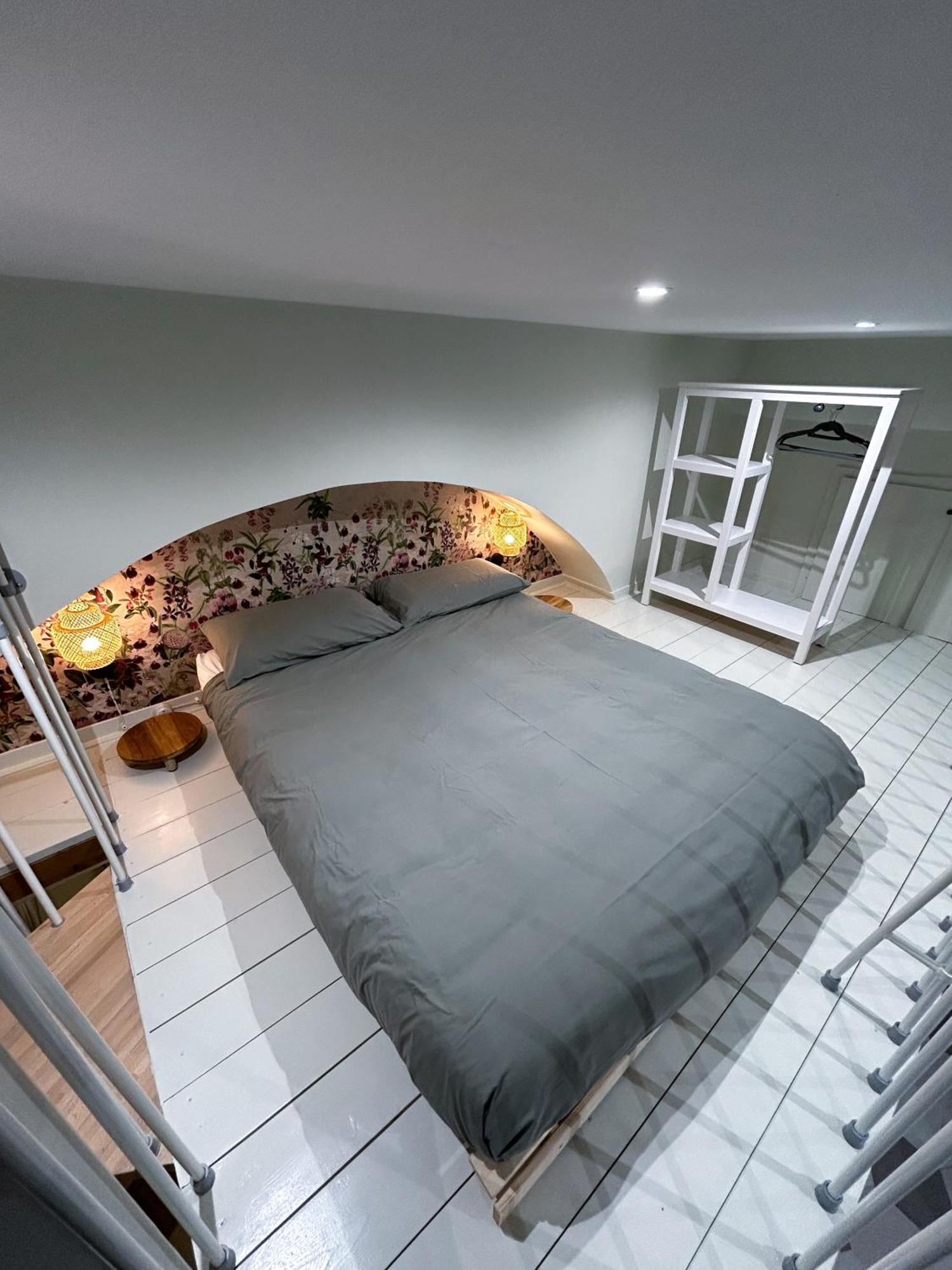 Loft 125 Passi Dal Colosseo Leilighet *