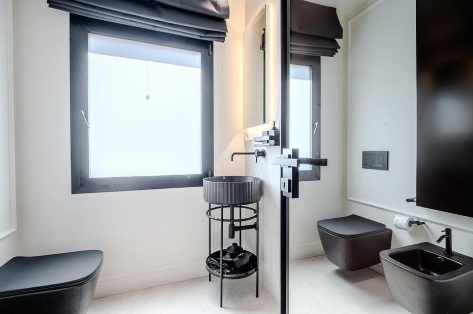 Acque Romane Piazza Di Spagna Apartment Rom