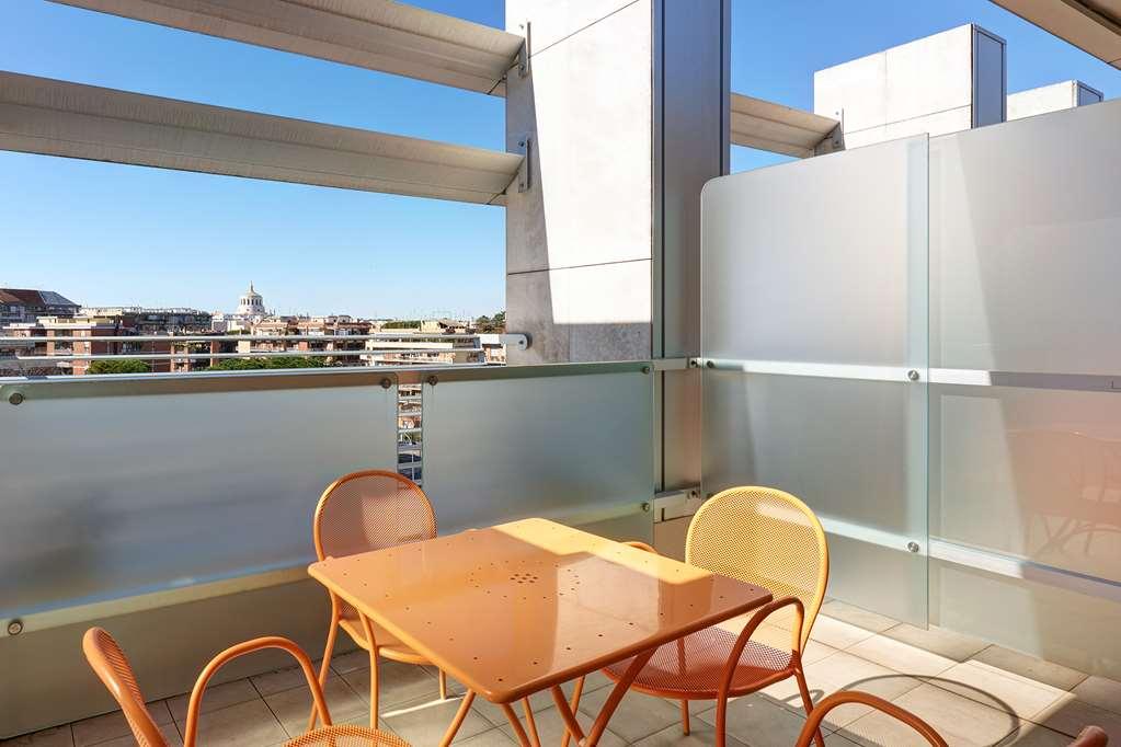 Precise House Mantegna Hotell