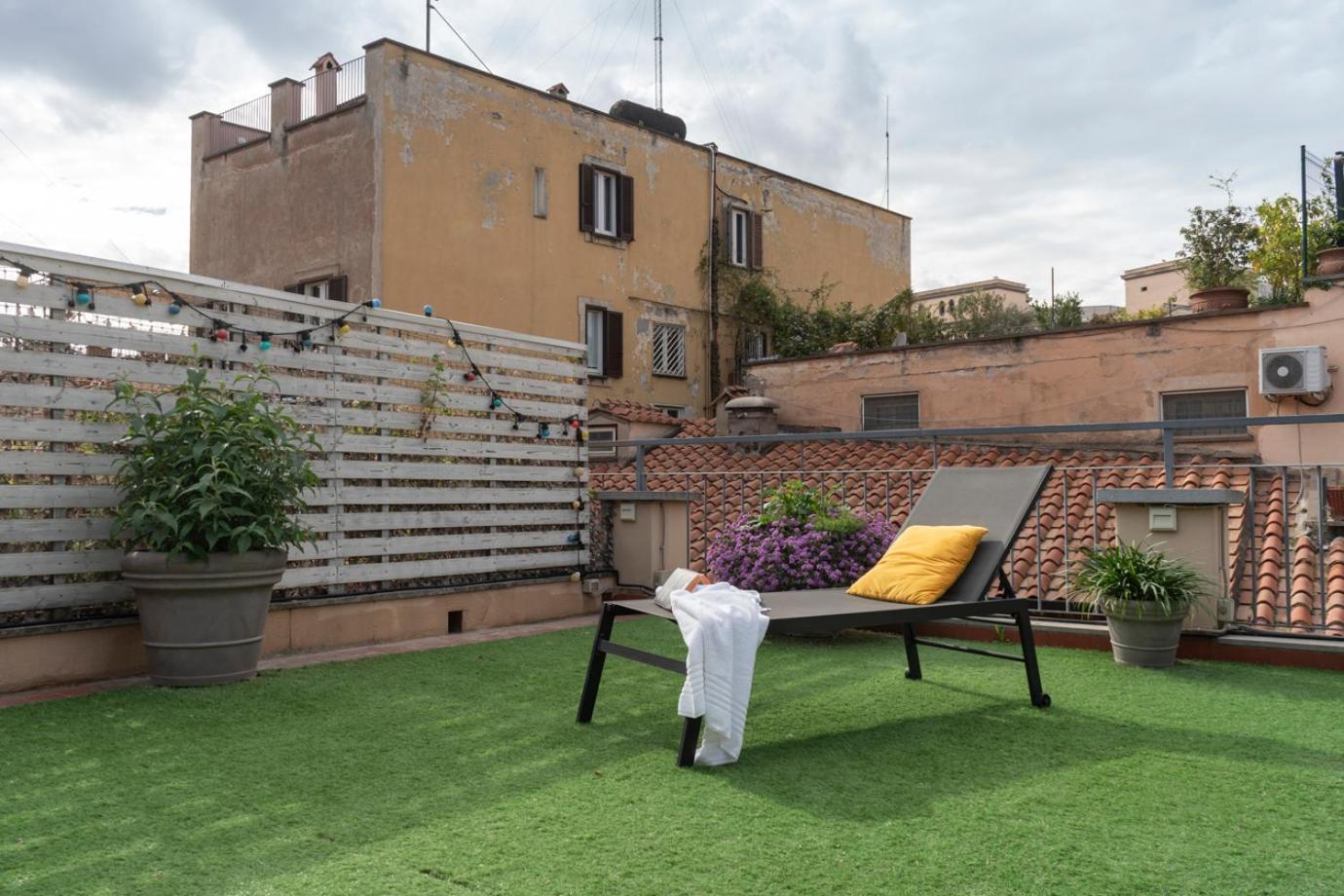 Trevi Luxury Terrace Apartment Rome