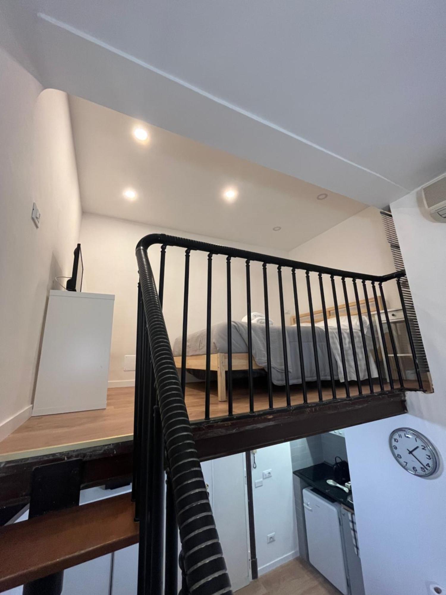 Flat Ultimo Piano In Centro Leilighet