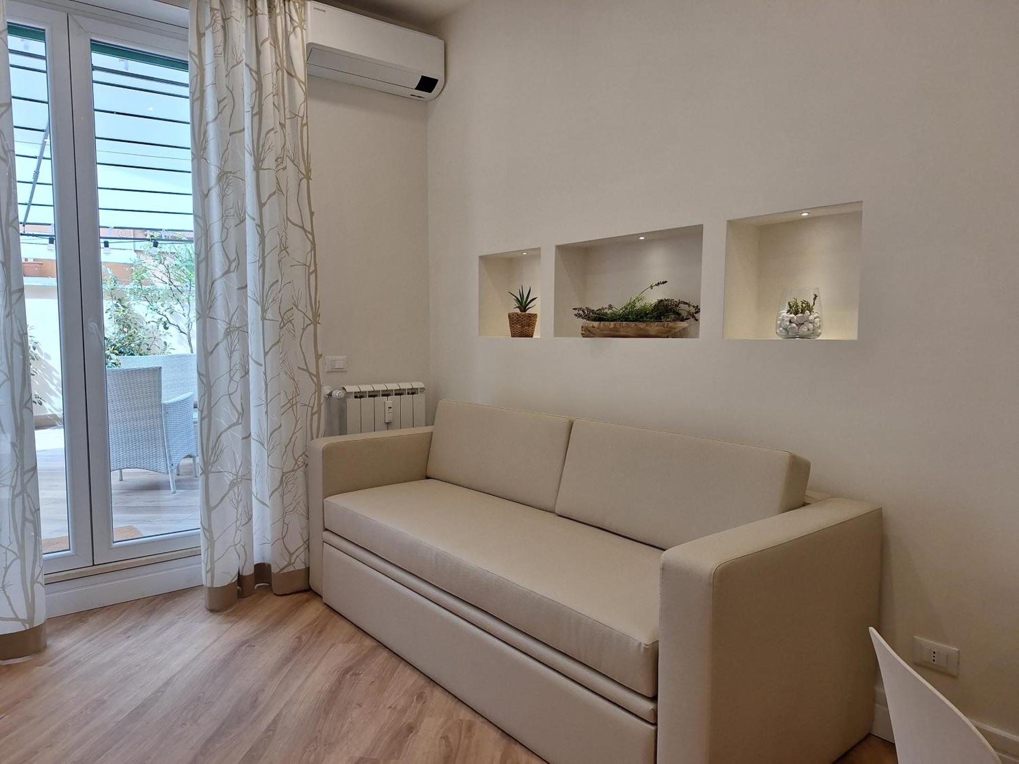 Peaceful 2 Bedrooms With Patio, Near Metro A * Roma