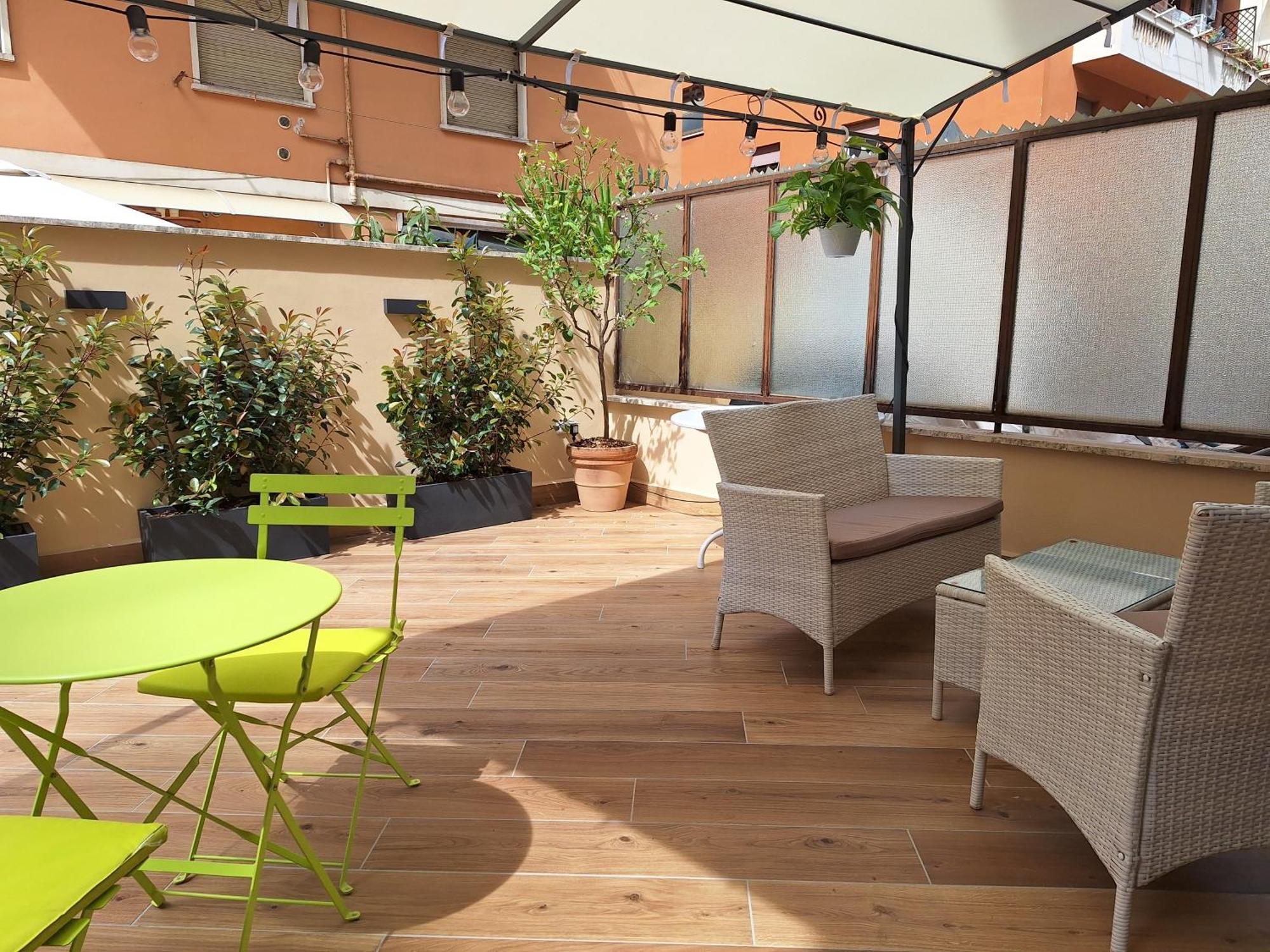 Apartamento Peaceful 2 Bedrooms With Patio, Near Metro A *