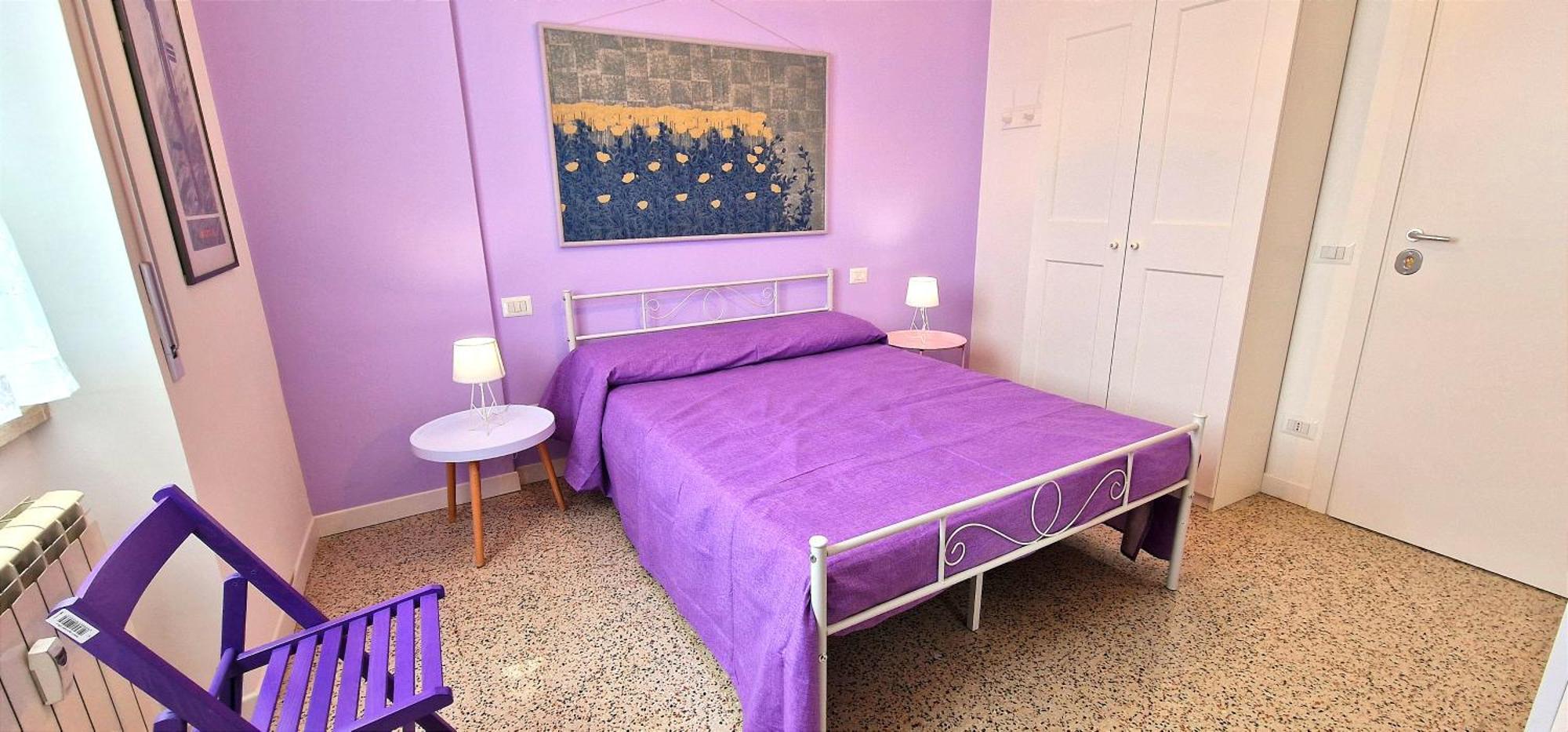 Cecilia House Rom