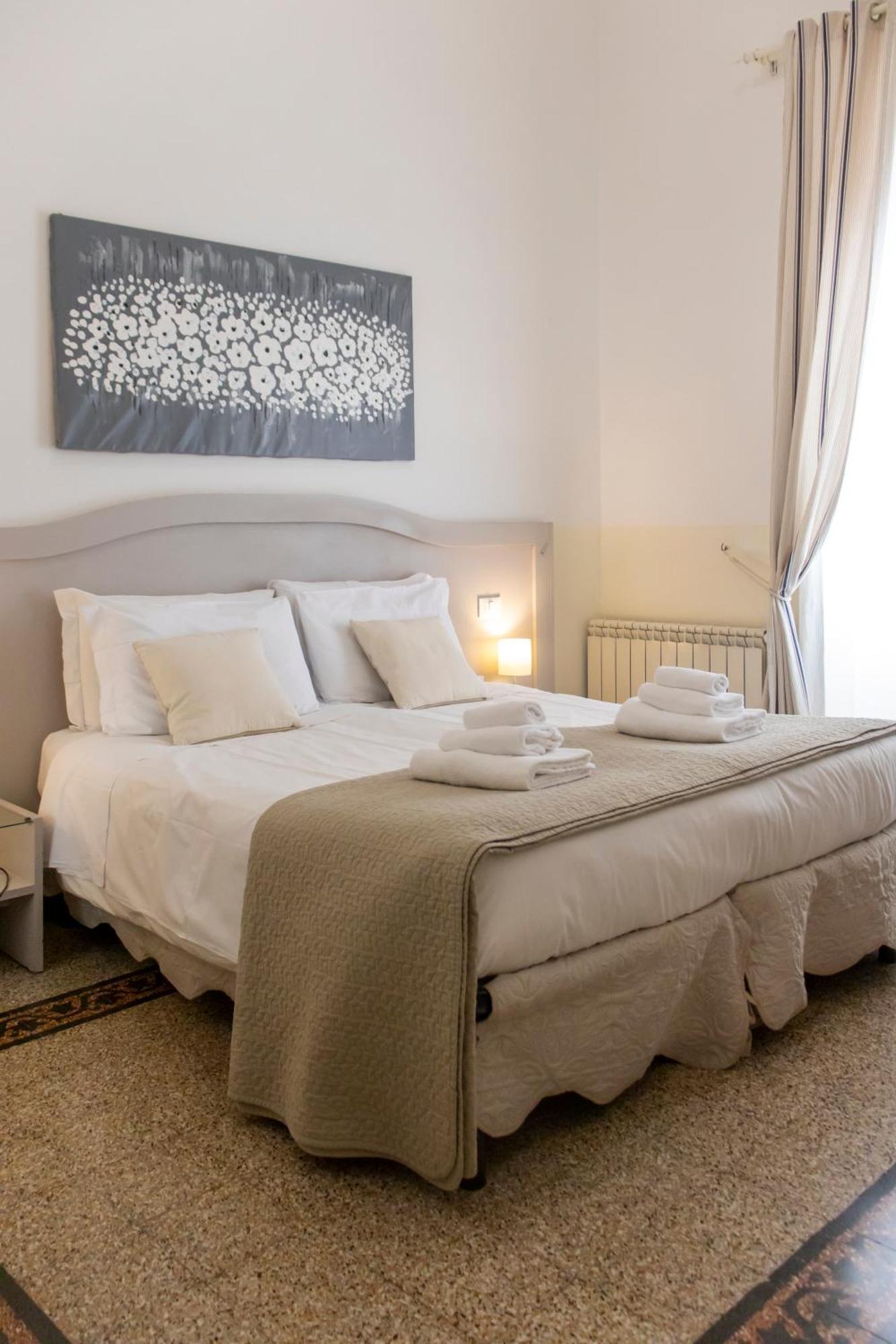 Bed & Breakfast Biancorèroma 2*