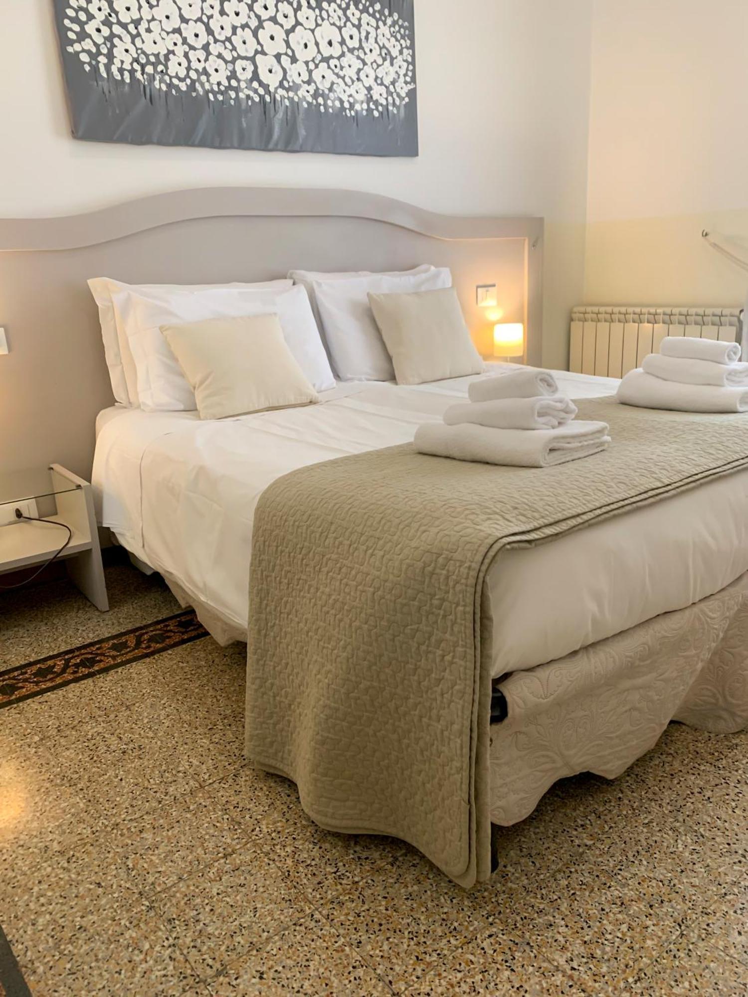 Bed & Breakfast Biancorèroma 2*