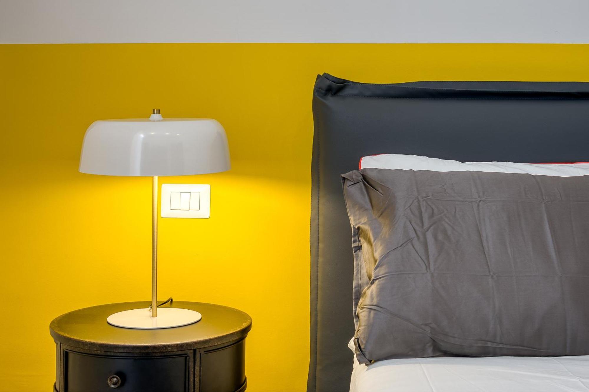 Apartment Clausim Domus: New Brightful Flat Next To The Vatican