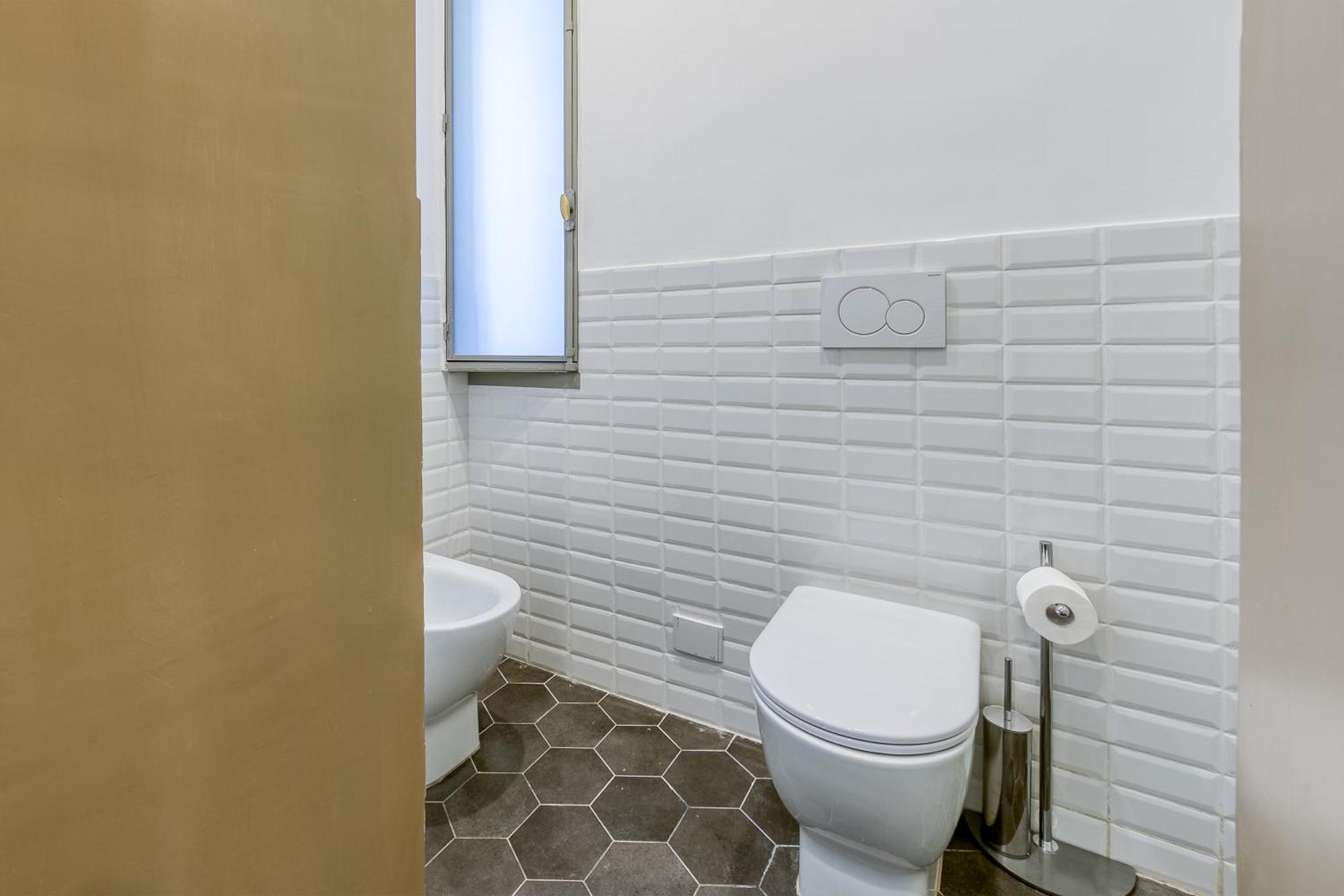Apartment Clausim Domus: New Brightful Flat Next To The Vatican Rom