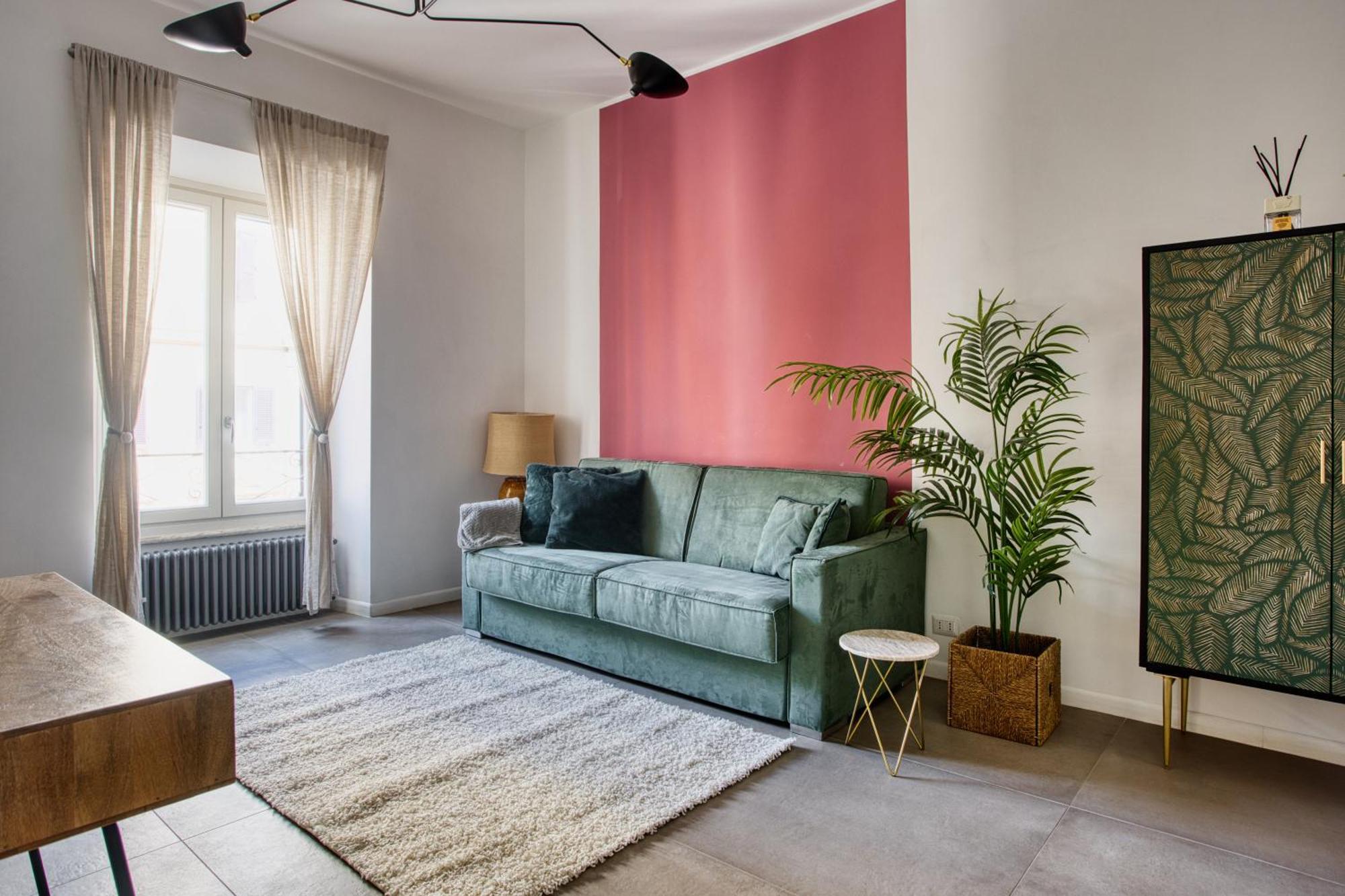 Clausim Domus: New Brightful Flat Next To The Vatican Apartment