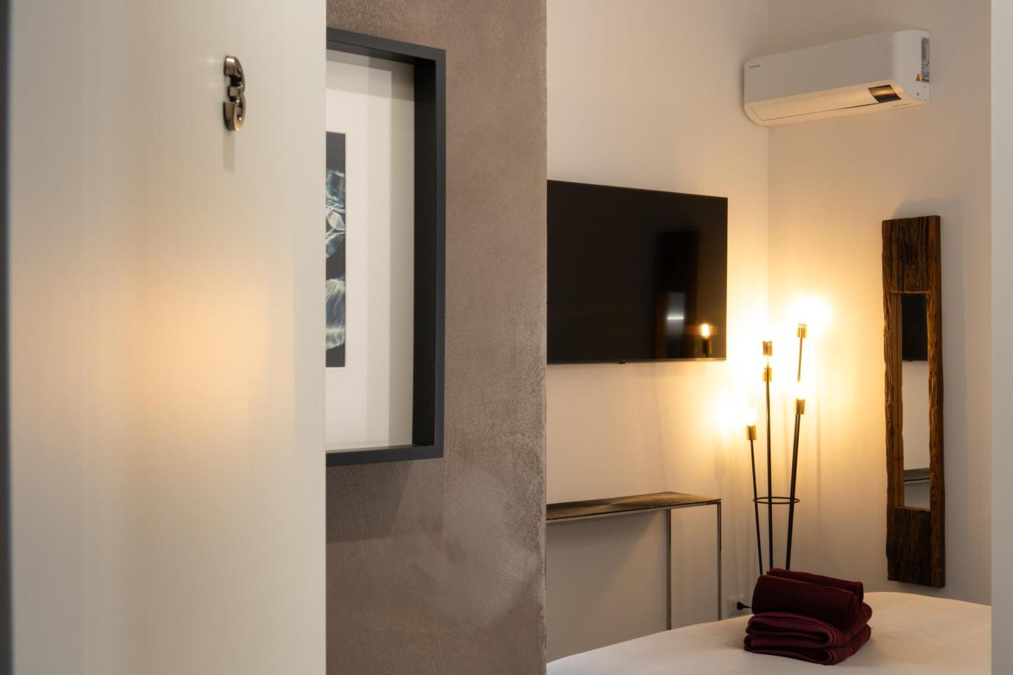 Embassy * Roma