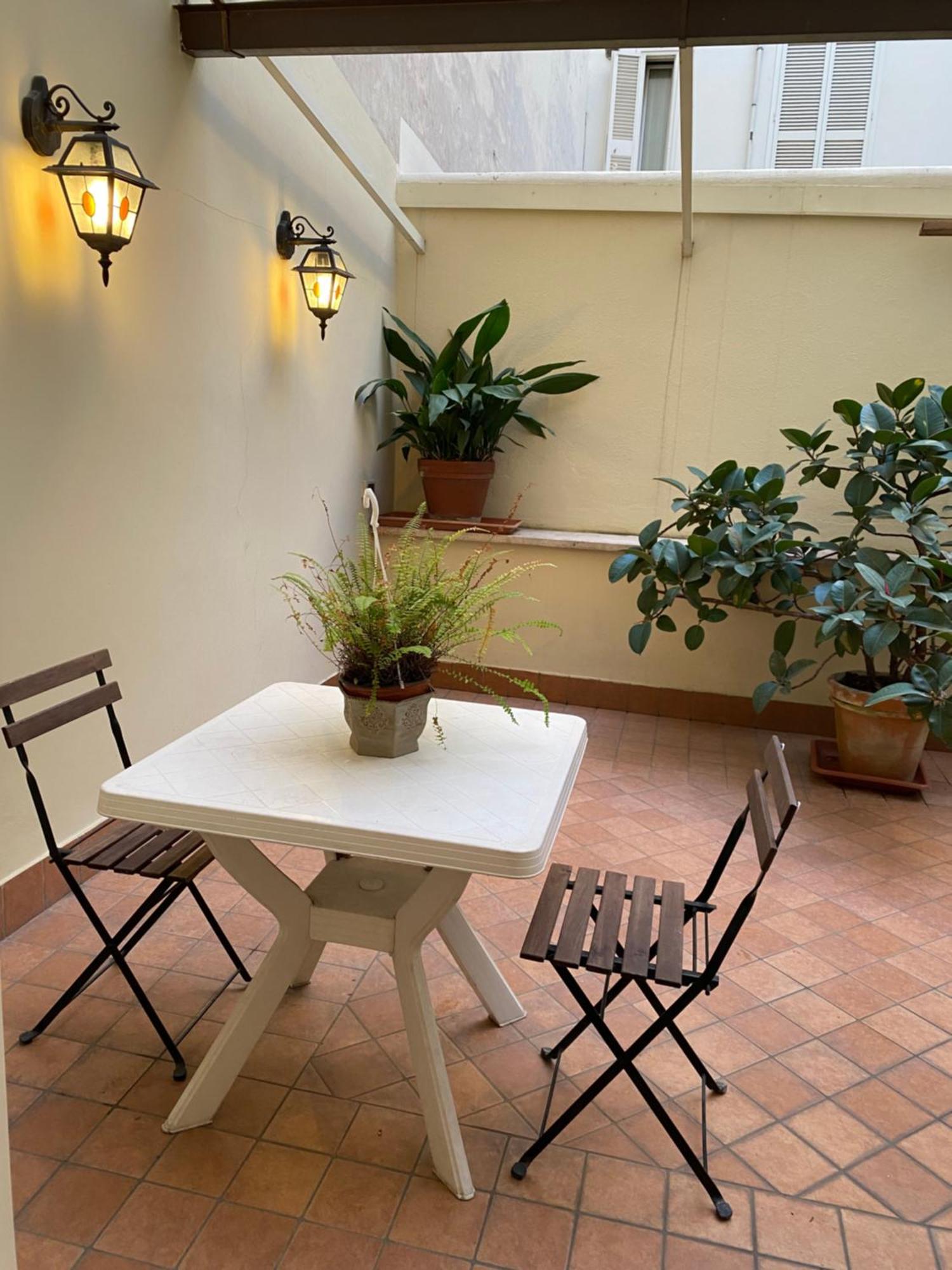 Lux Po House * Roma